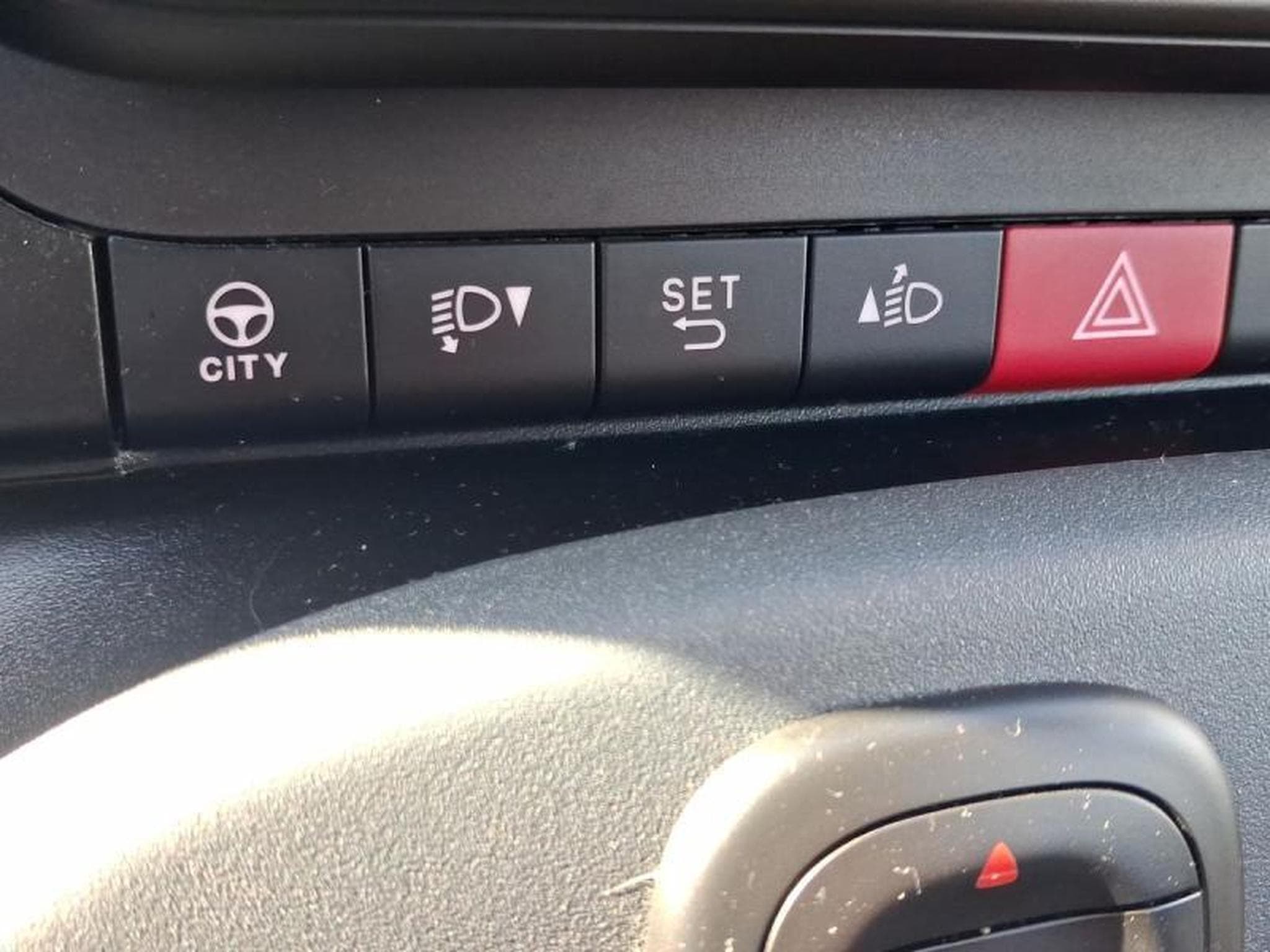 Fiat Panda RED 4Q (2022) - Foto 21