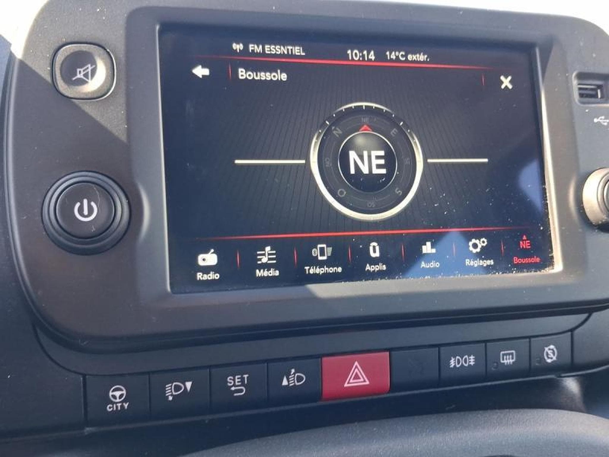 Fiat Panda RED 4Q (2022) - Foto 24