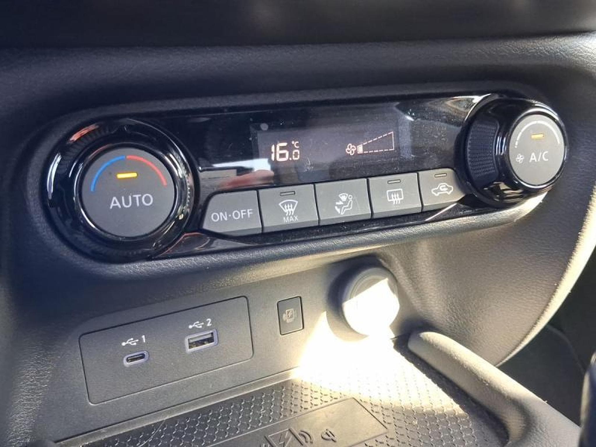 Nissan Juke ACENTA + CONFORT PACK (2024) - Foto 16