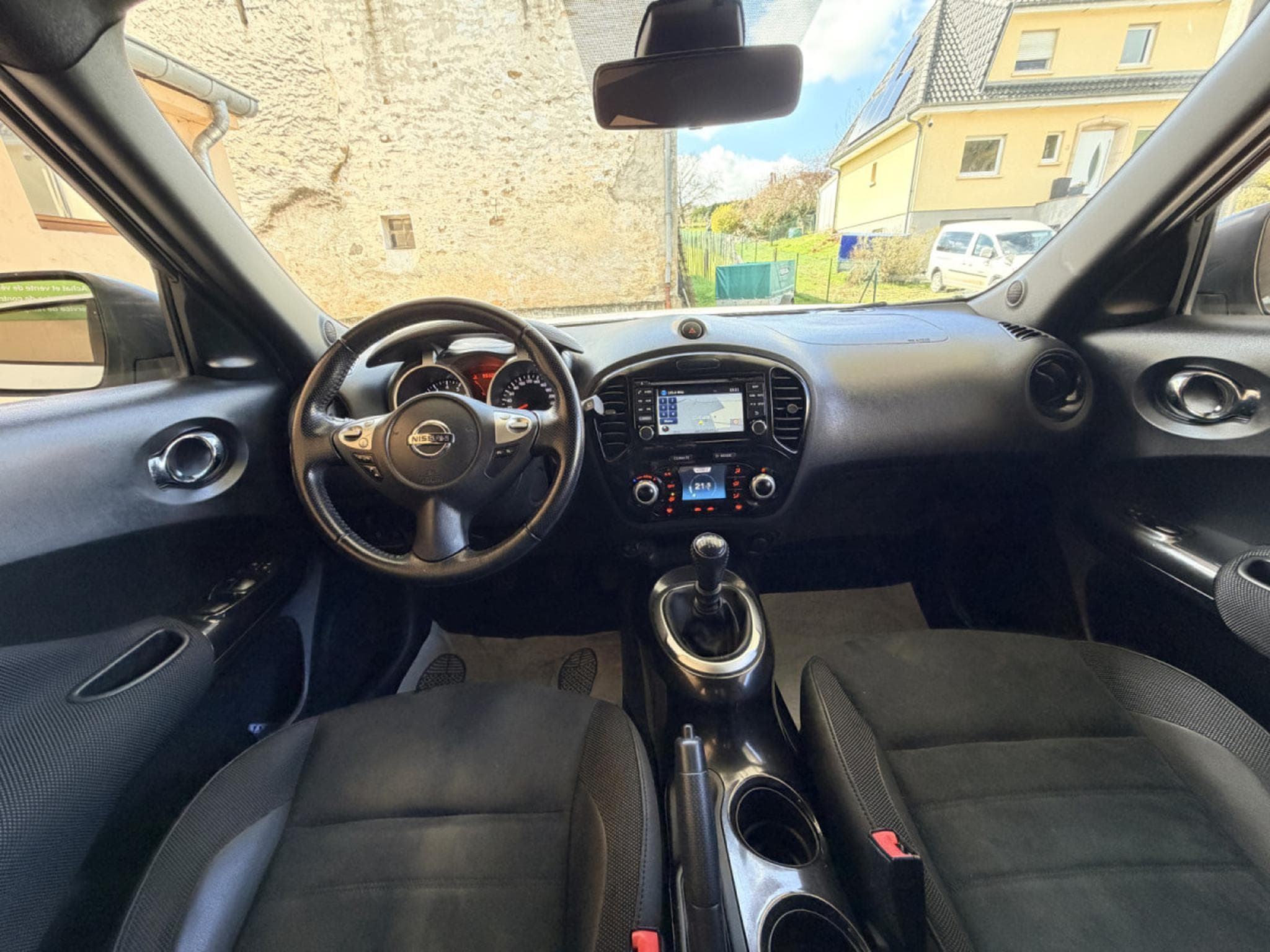Nissan Juke 1.2 DIG-T Navi Clim Camera (2018) - Photo 9