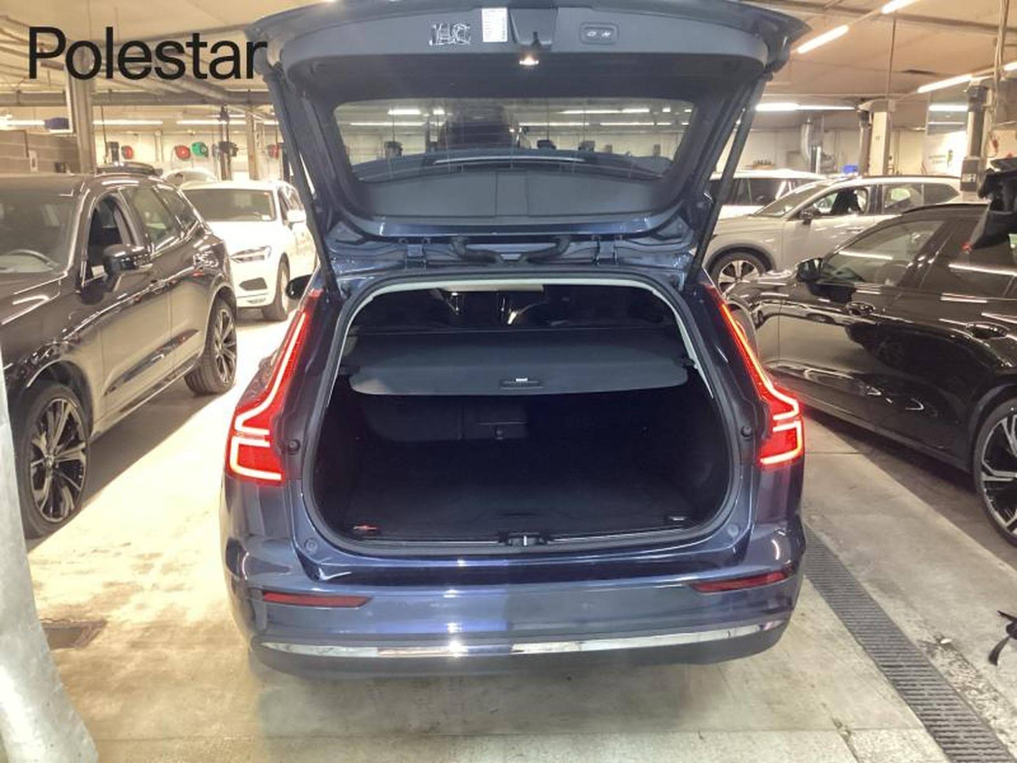 Volvo V60 T6 Plus Bright  / Hybride (2025) - Foto 45