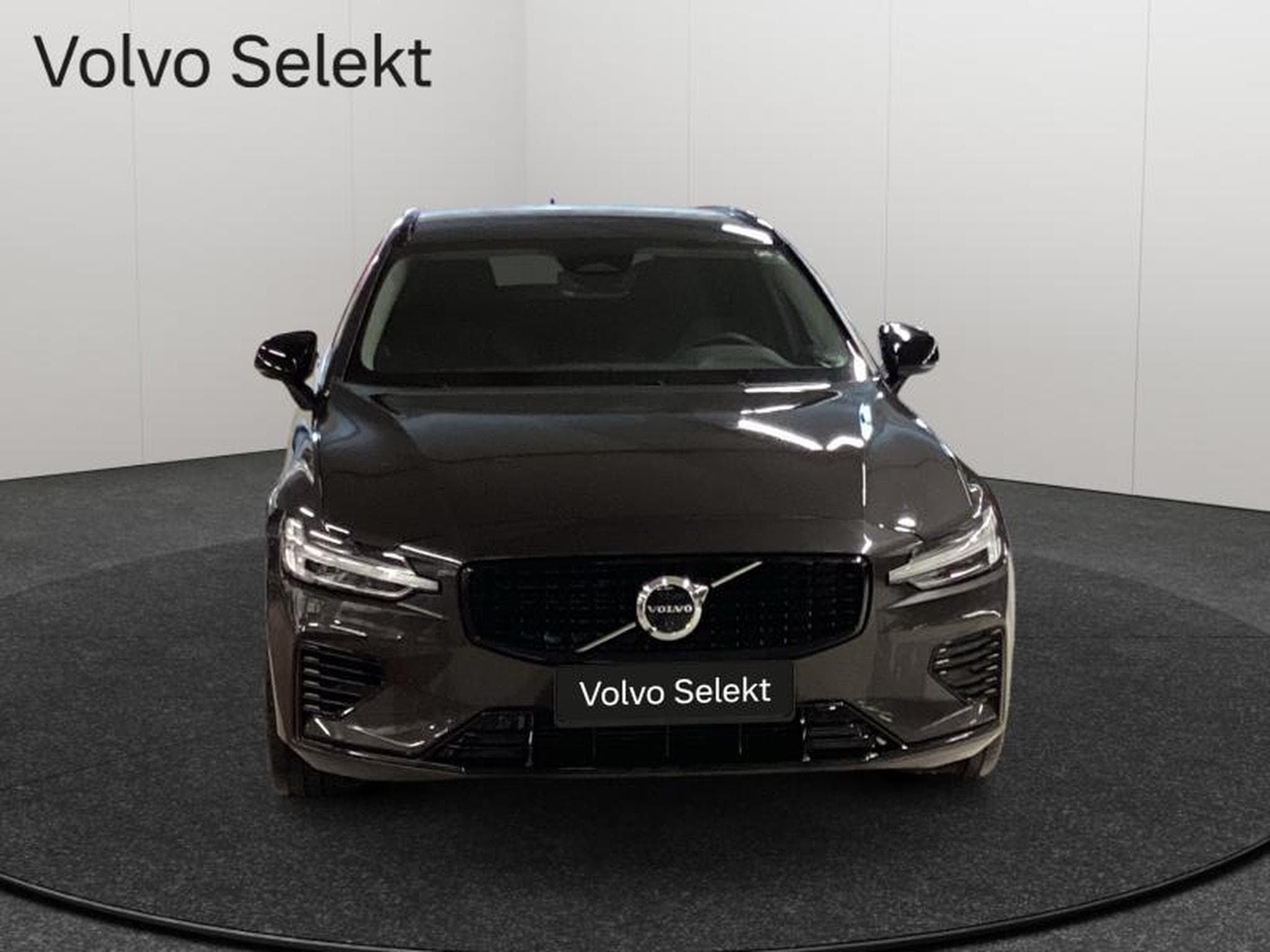 Volvo V60 T6 Plus Dark / Hybride (2025) - Foto 10