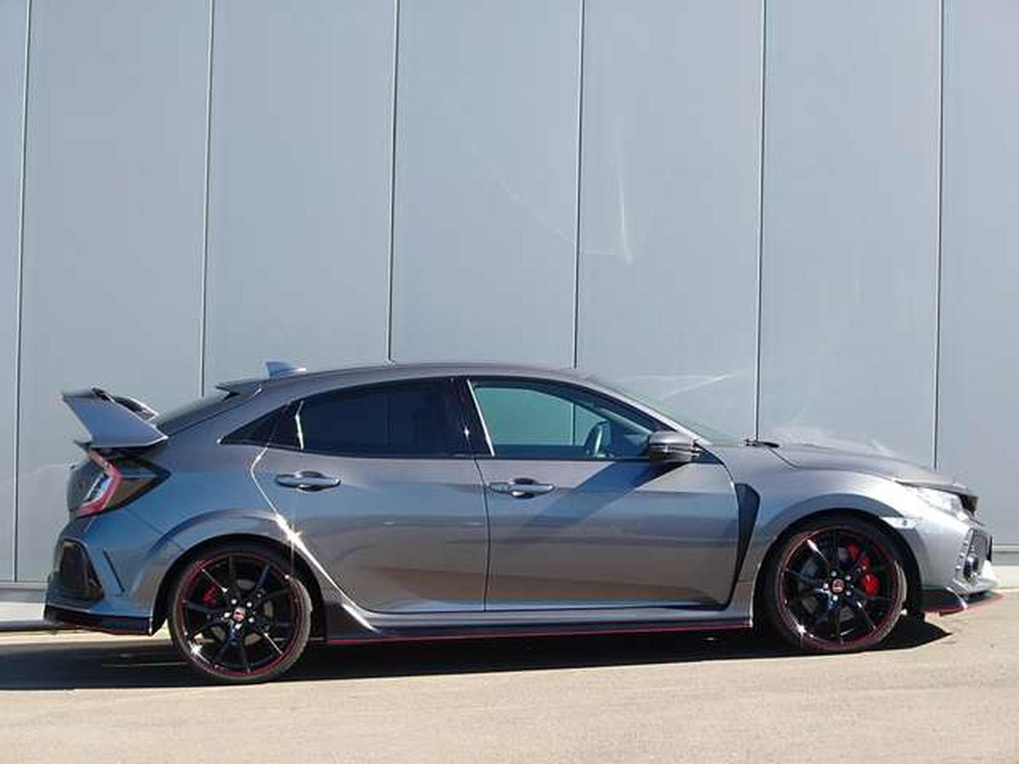 Honda Civic Civic Type R 2.0 i-VTEC GT 320 ps (2020) - Photo 2