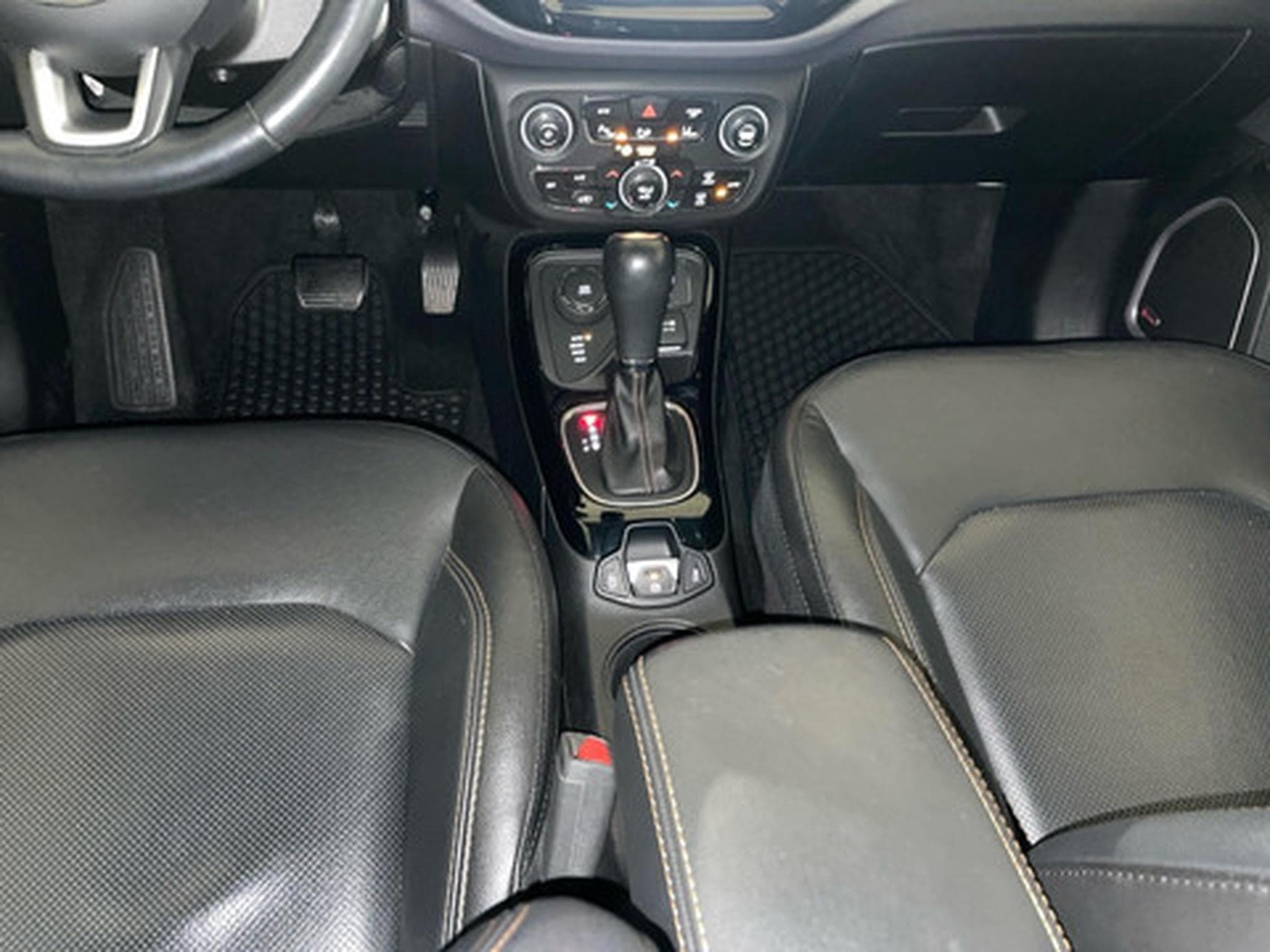 Jeep Compass 2.0 MJD 103kW 4x4 Longitude Auto (2026) - Foto 10