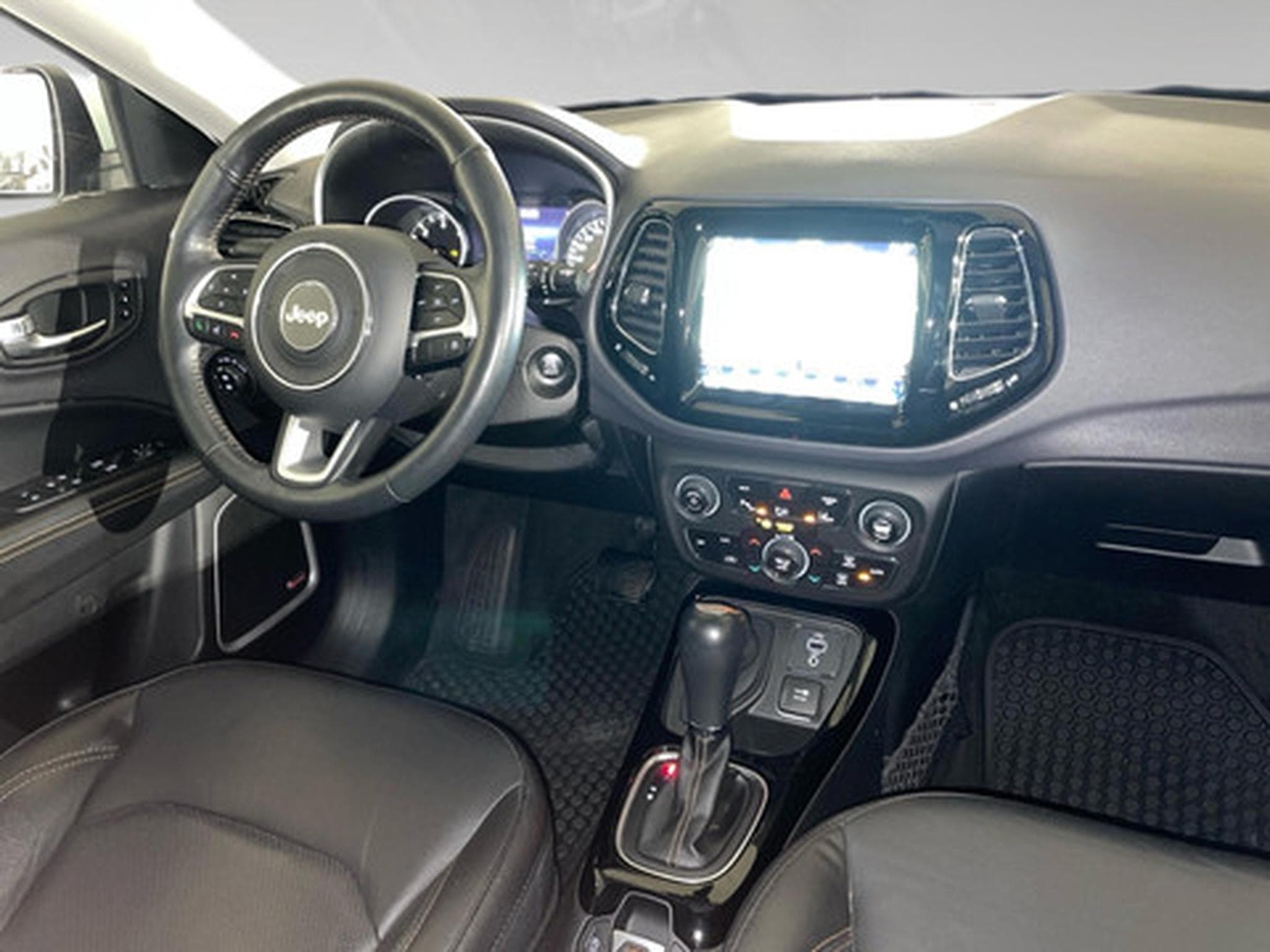 Jeep Compass 2.0 MJD 103kW 4x4 Longitude Auto (2026) - Foto 7