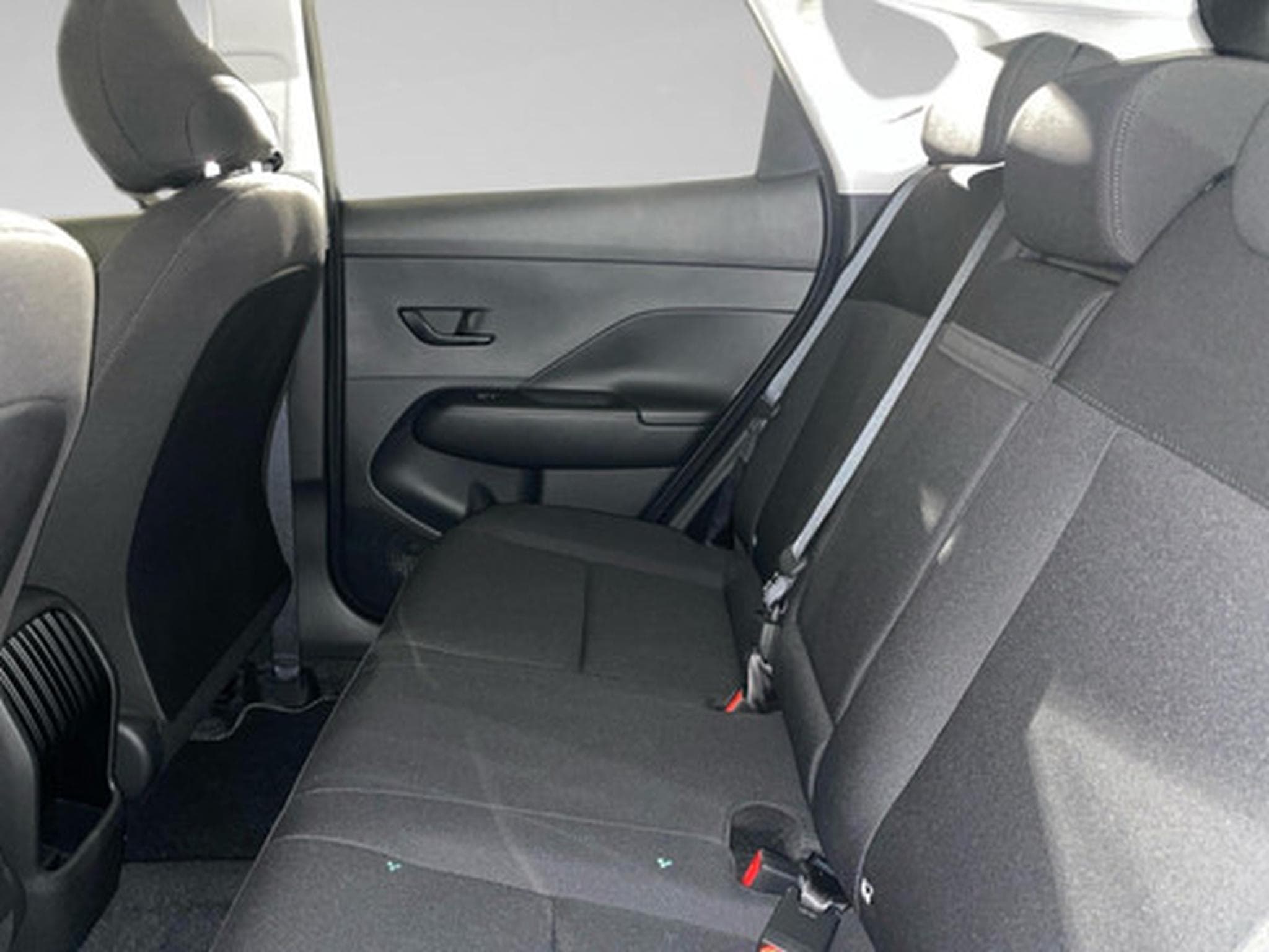 Hyundai Kona 1.6 T-GDI Techno 48V 7-DCT (2025) - Foto 11