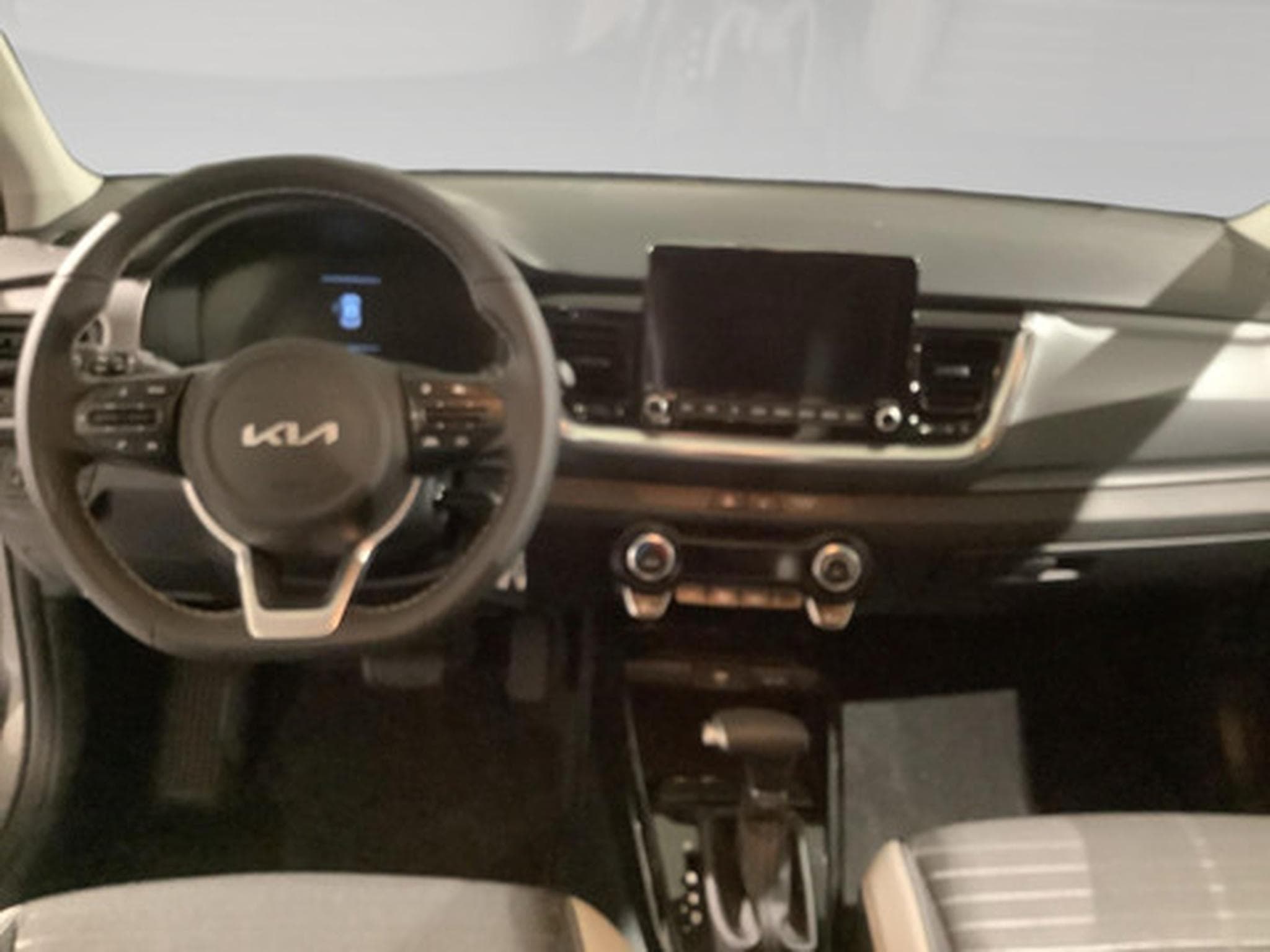 Kia Stonic 1.0 T 100 Inspire DCT (2026) - Foto 3