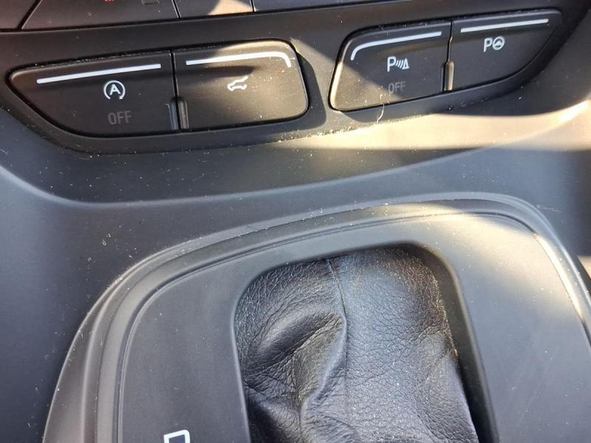 Ford Kuga ST.LINE (2019) - Foto 24