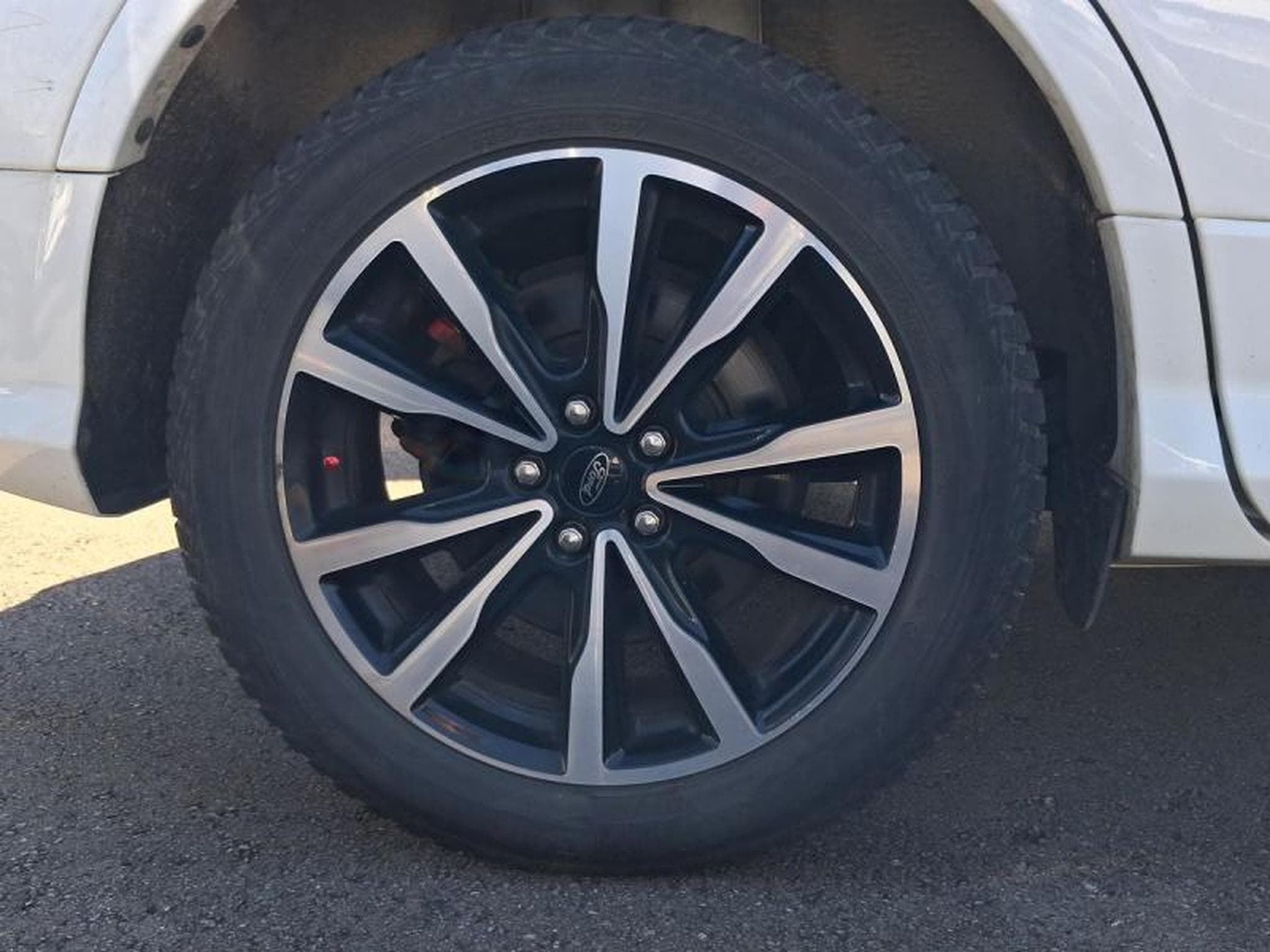 Ford Kuga ST.LINE (2019) - Foto 6