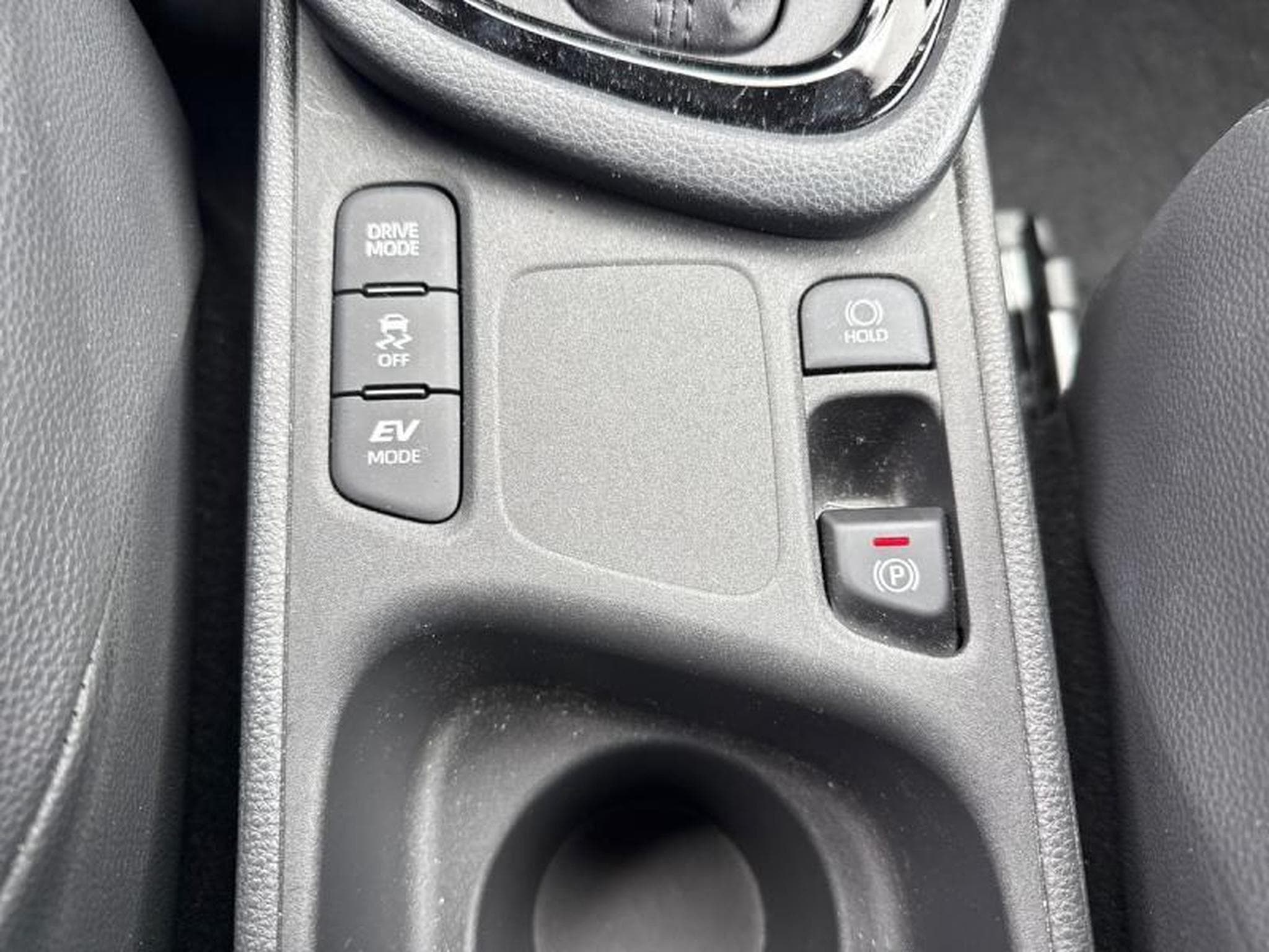 Toyota Yaris IV (2021) - Foto 12