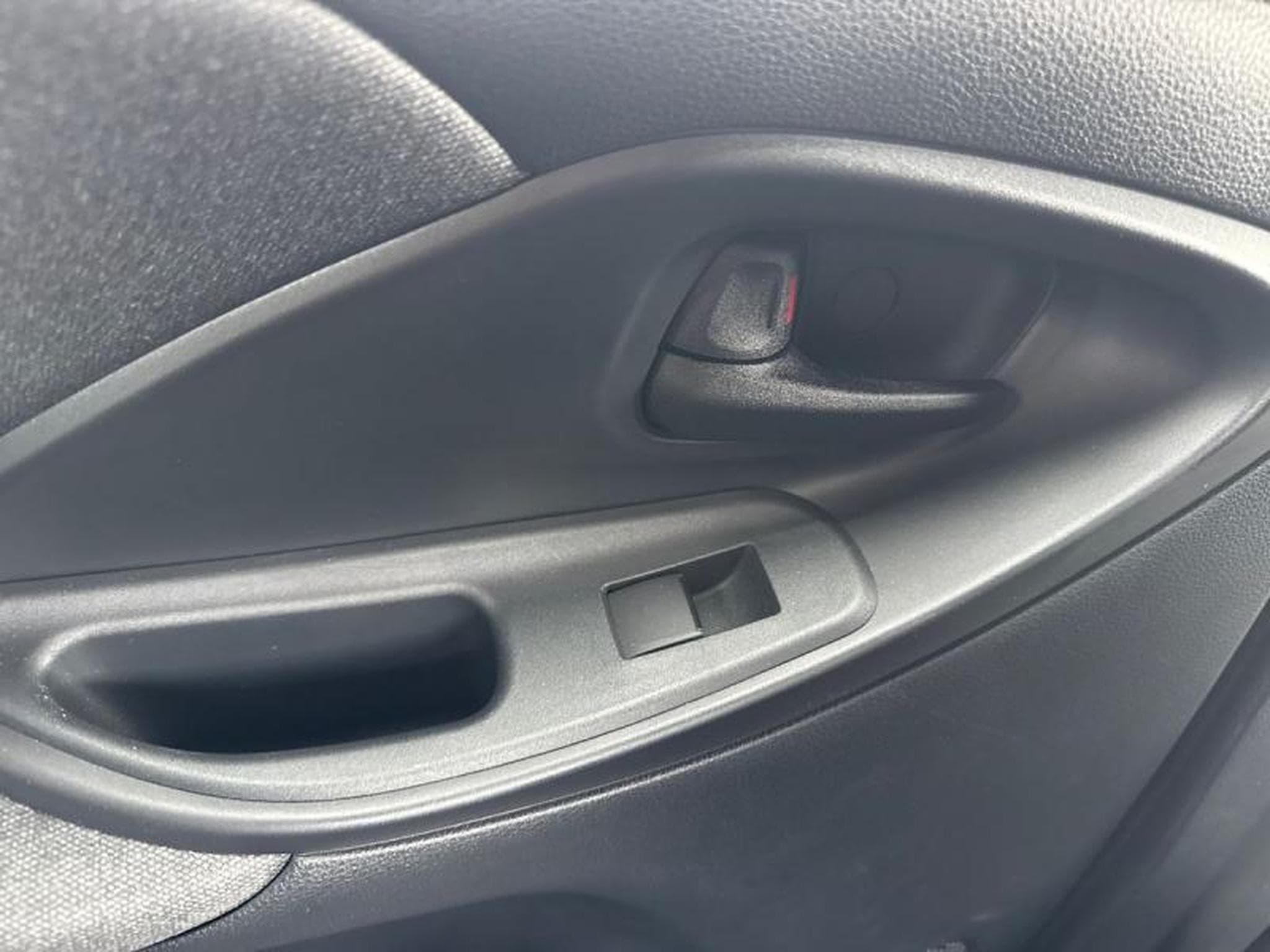 Toyota Yaris IV (2021) - Foto 18