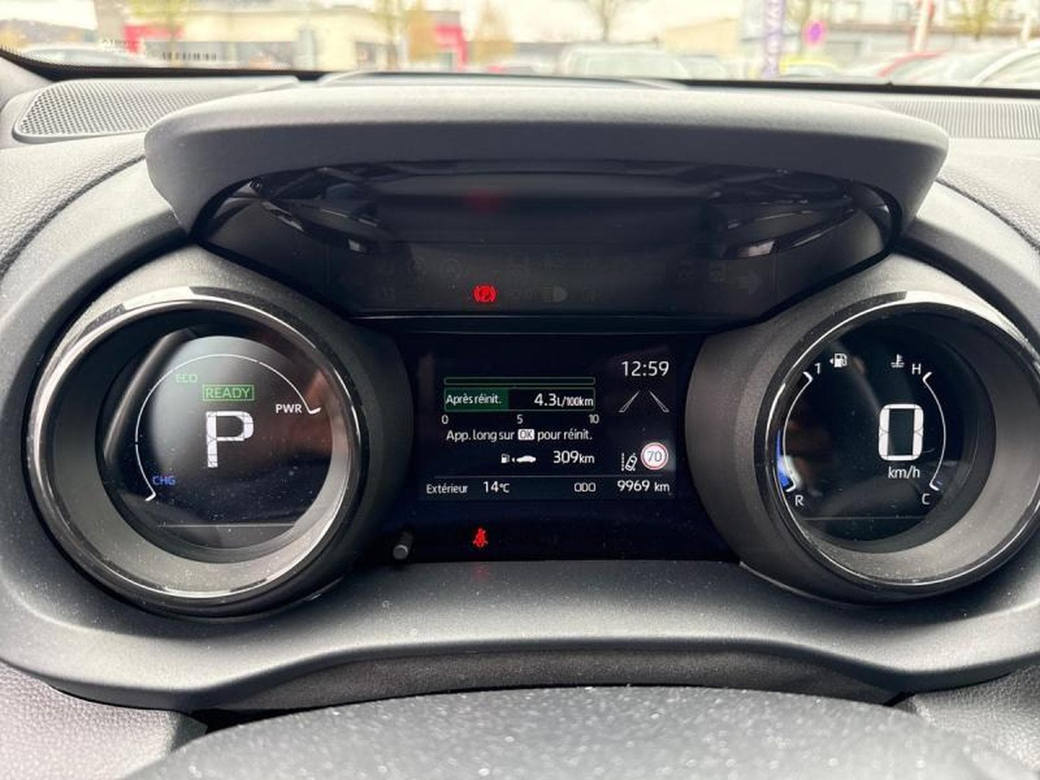 Toyota Yaris IV (2021) - Foto 3