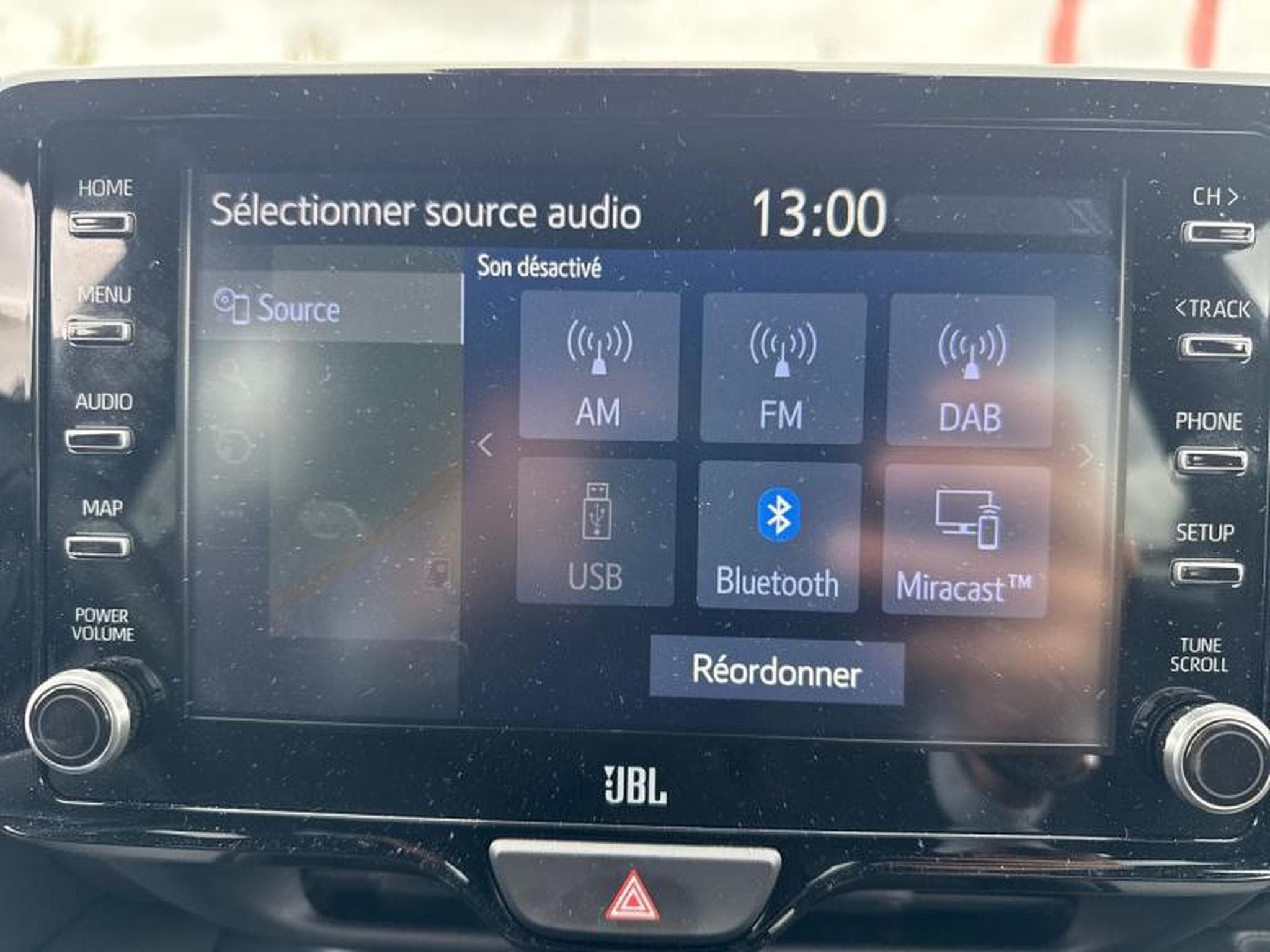 Toyota Yaris IV (2021) - Foto 9