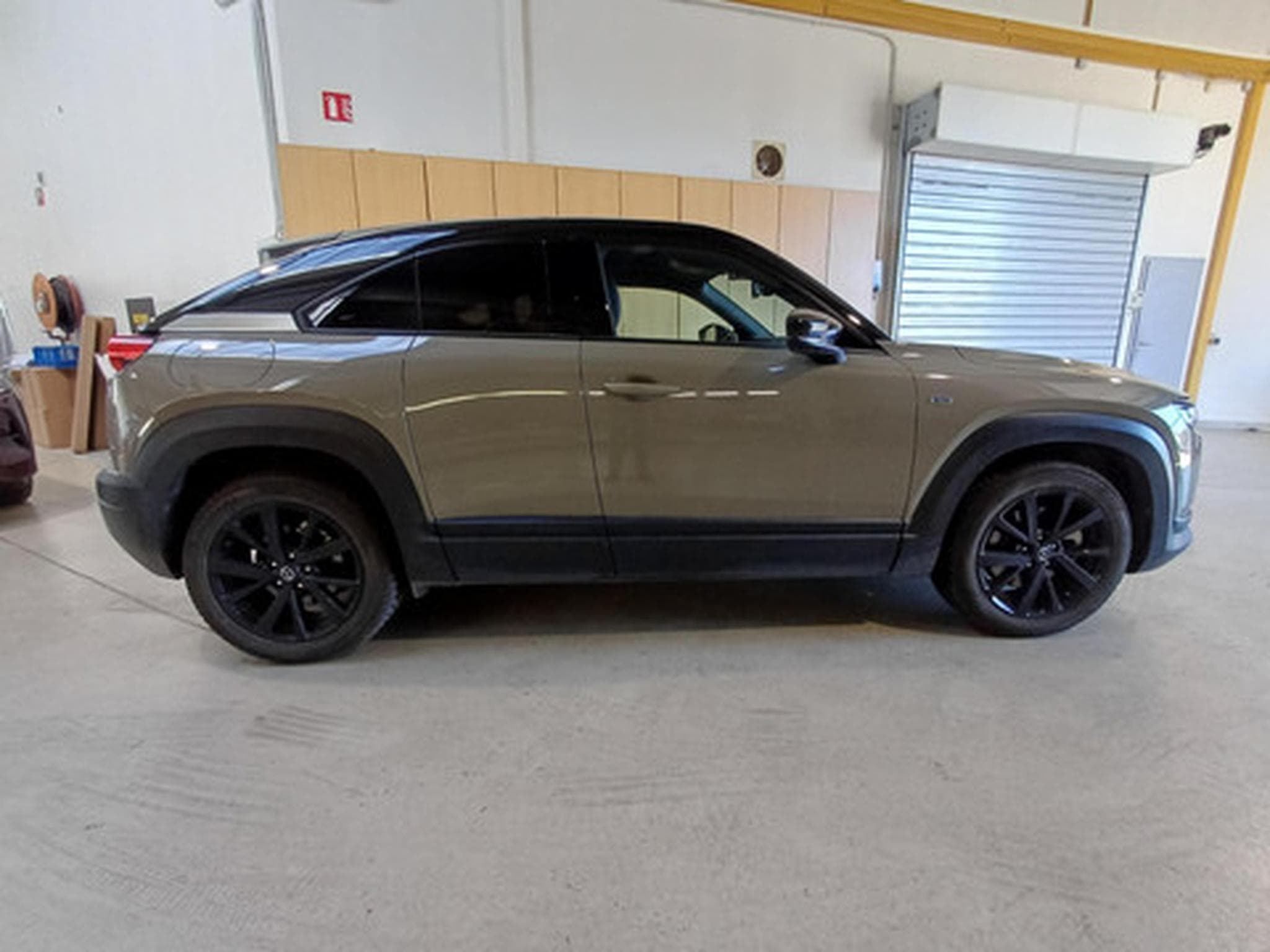 Mazda MX-30 e-SKYACTIV 145 pk Makoto (2026) - Photo 5