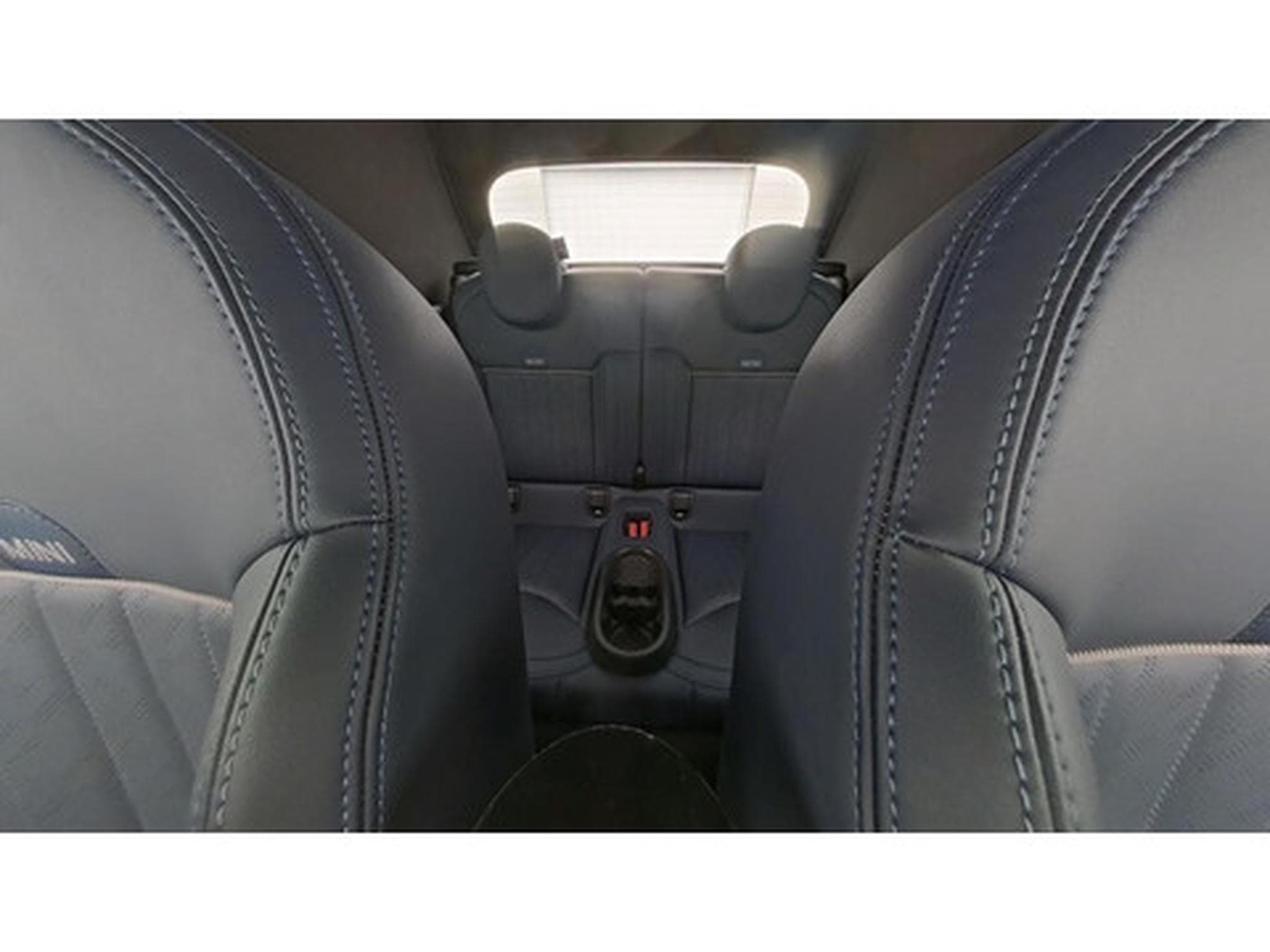 Mini Cooper MINI Cabrio C (2026) - Photo 6