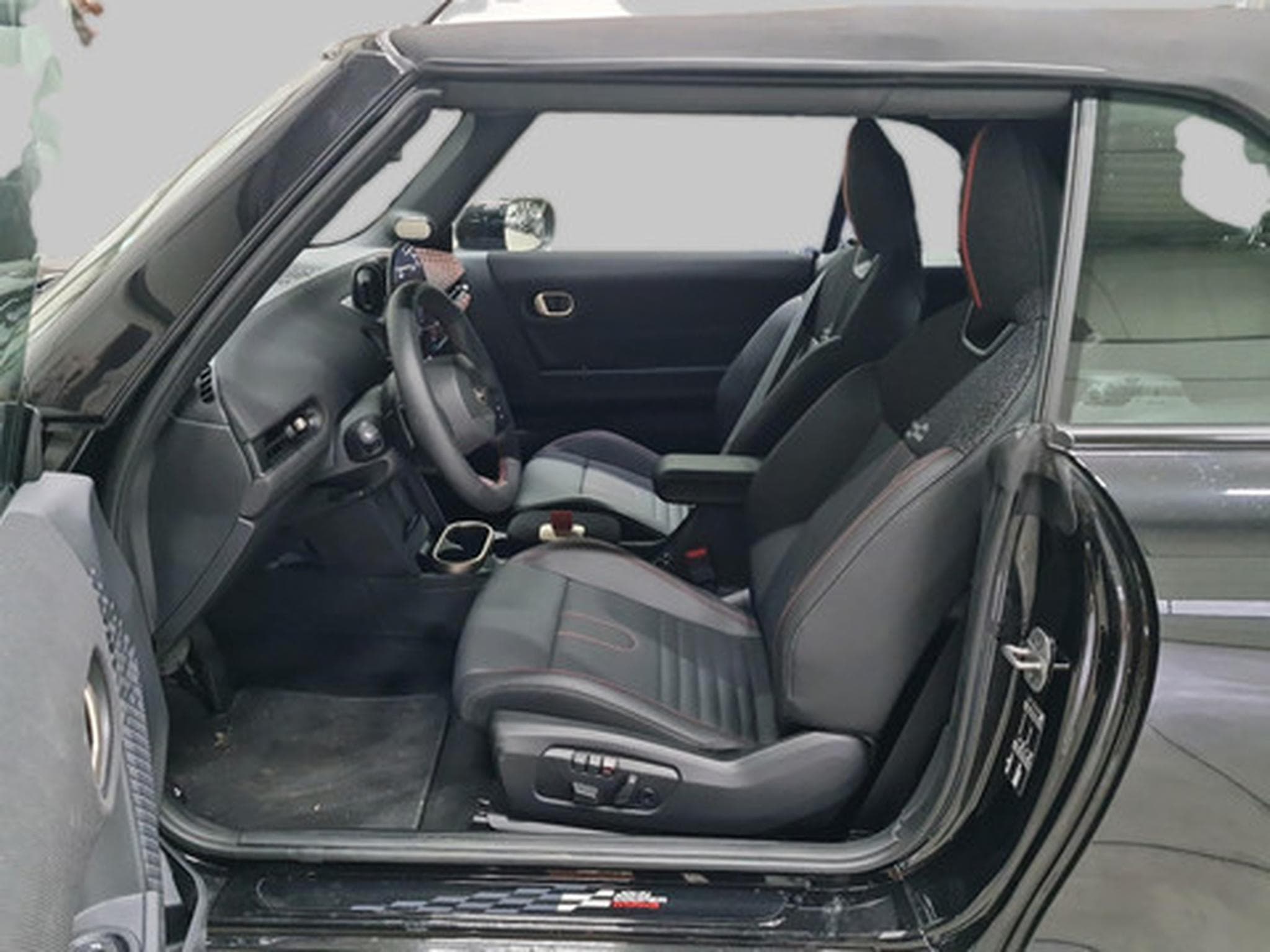 Mini Cooper MINI Cabrio S (2026) - Photo 4