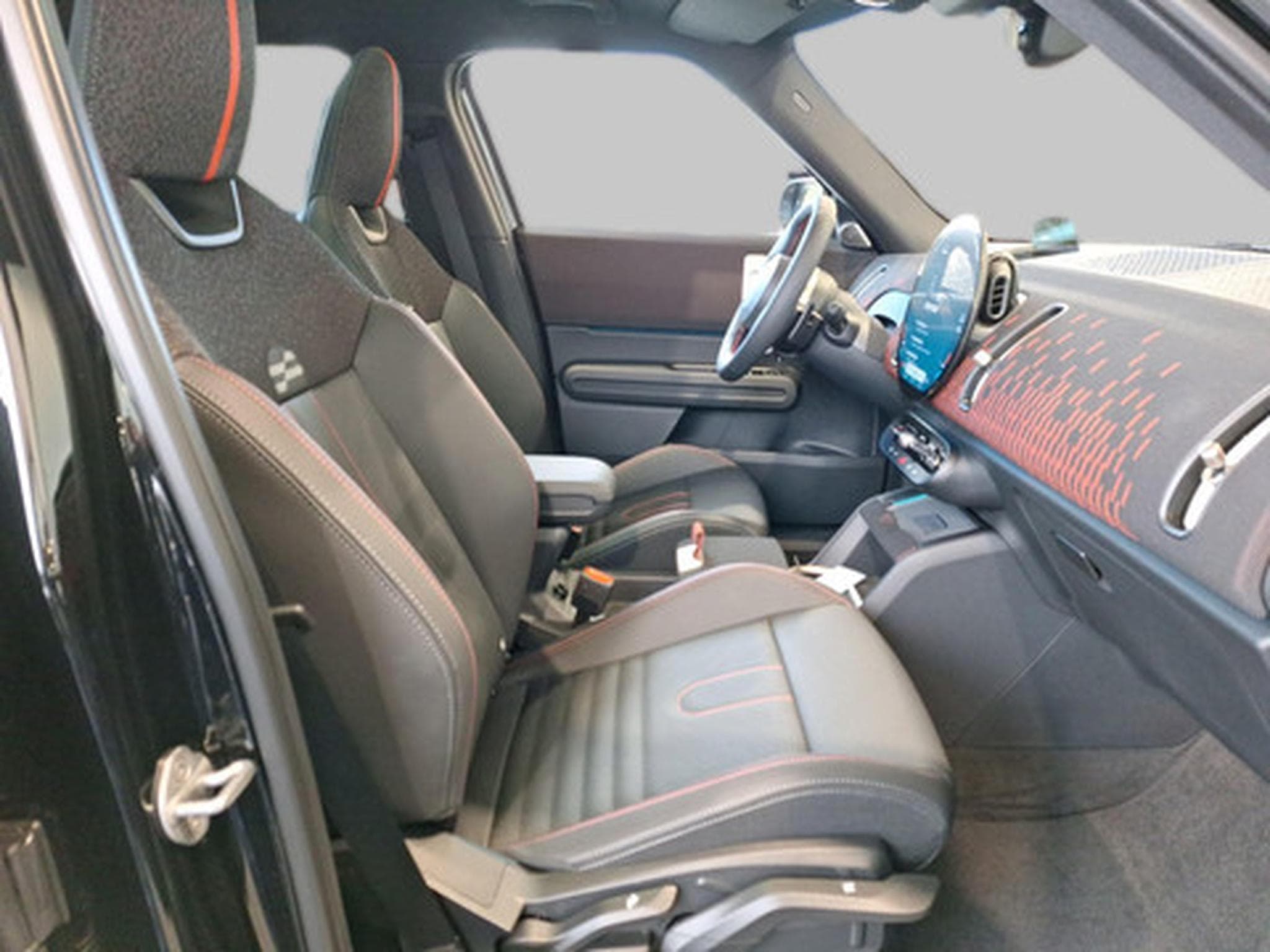 Mini Countryman MINI C (2026) - Photo 4