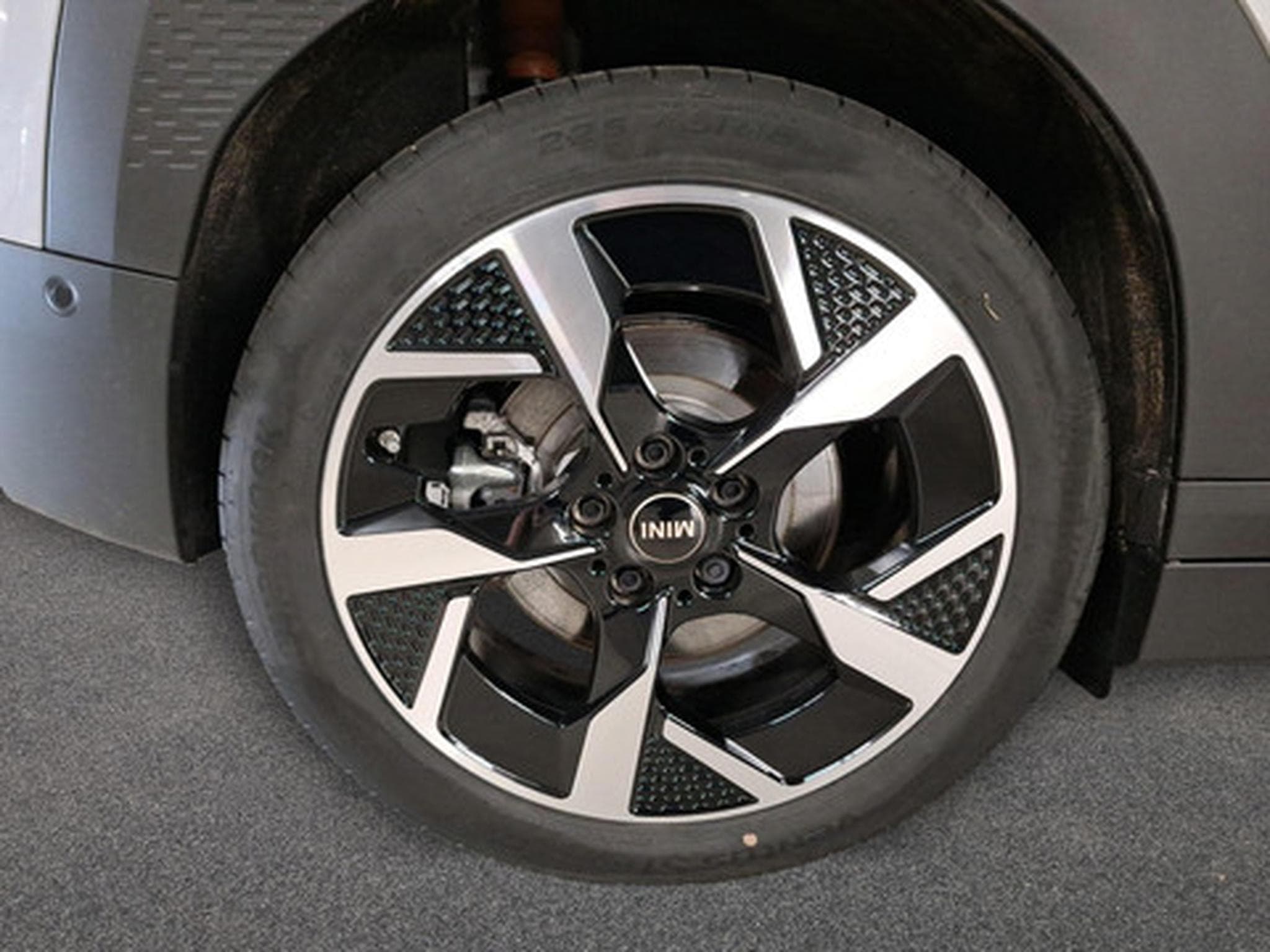 Mini Aceman SE (2026) - Photo 14