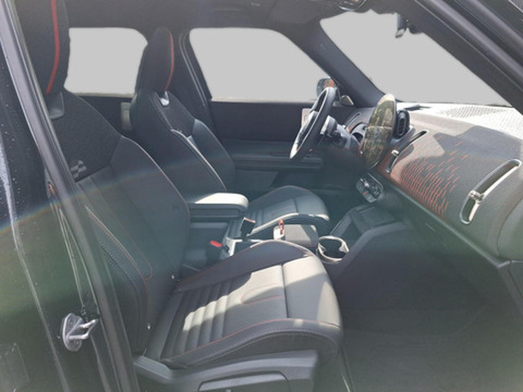 Mini Countryman MINI C (2026) - Photo 4