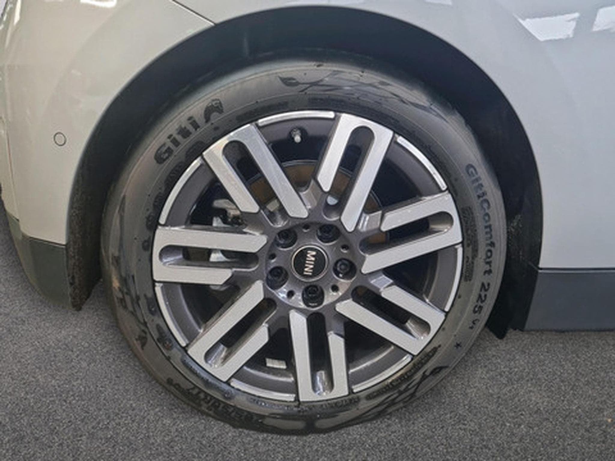 Mini Cooper MINI Electric SE (2026) - Foto 15