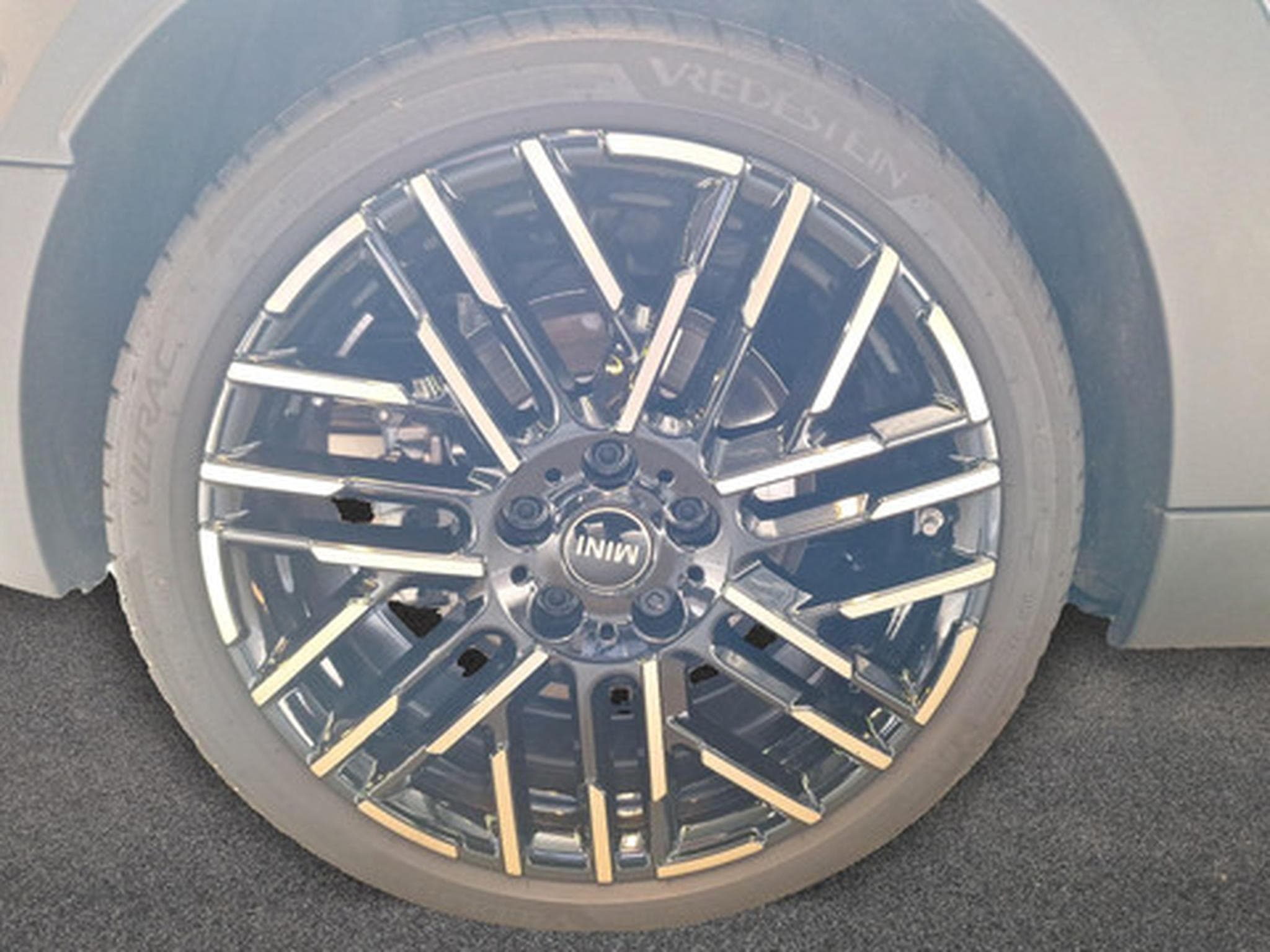 Mini Cooper MINI Cabrio S (2026) - Foto 16