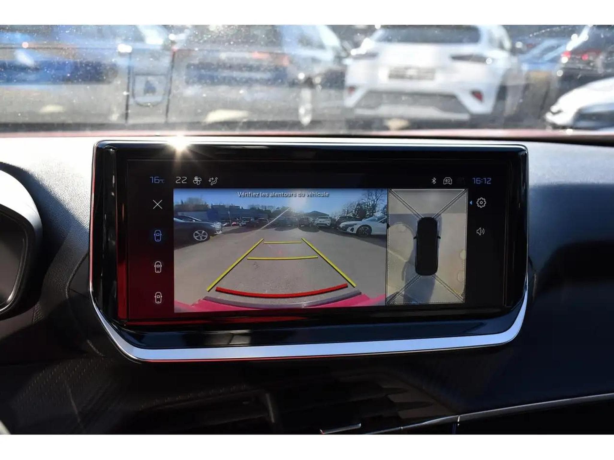 Peugeot 2008 (2024) - Photo 20