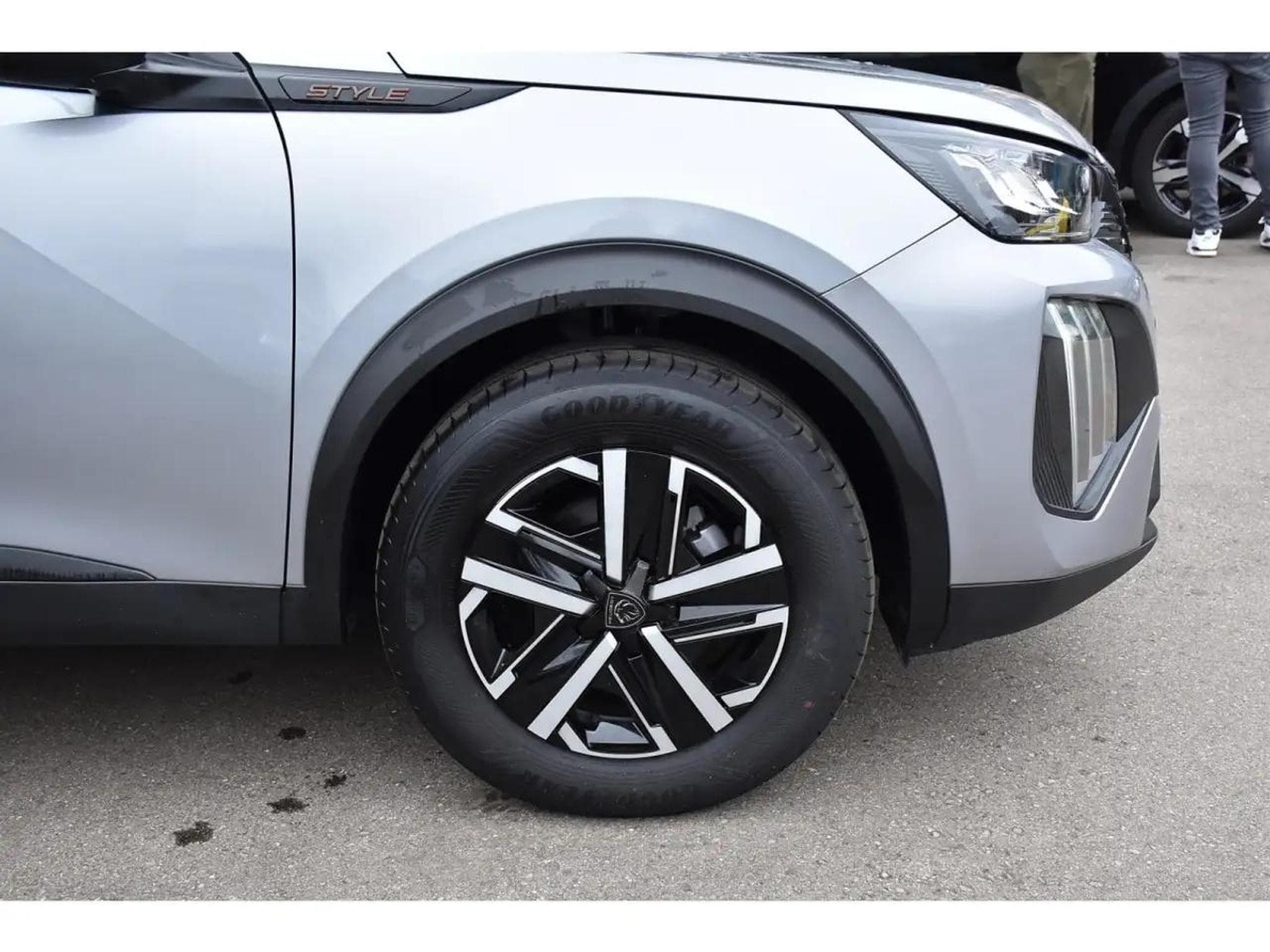 Peugeot 2008 (2025) - Photo 5