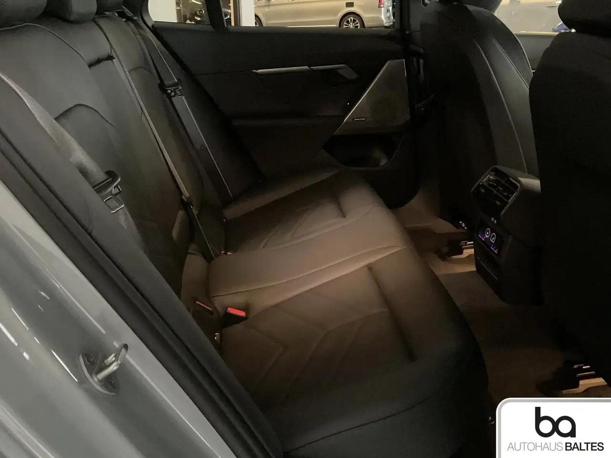 BMW 520 (2025) - Photo 8