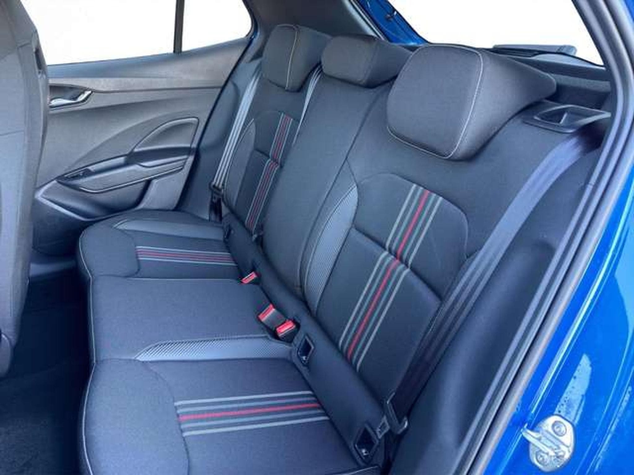 Skoda Fabia MONTE CARLO DSG/Kamera/Kessy/ACC/5-J Garan (2026) - Photo 13