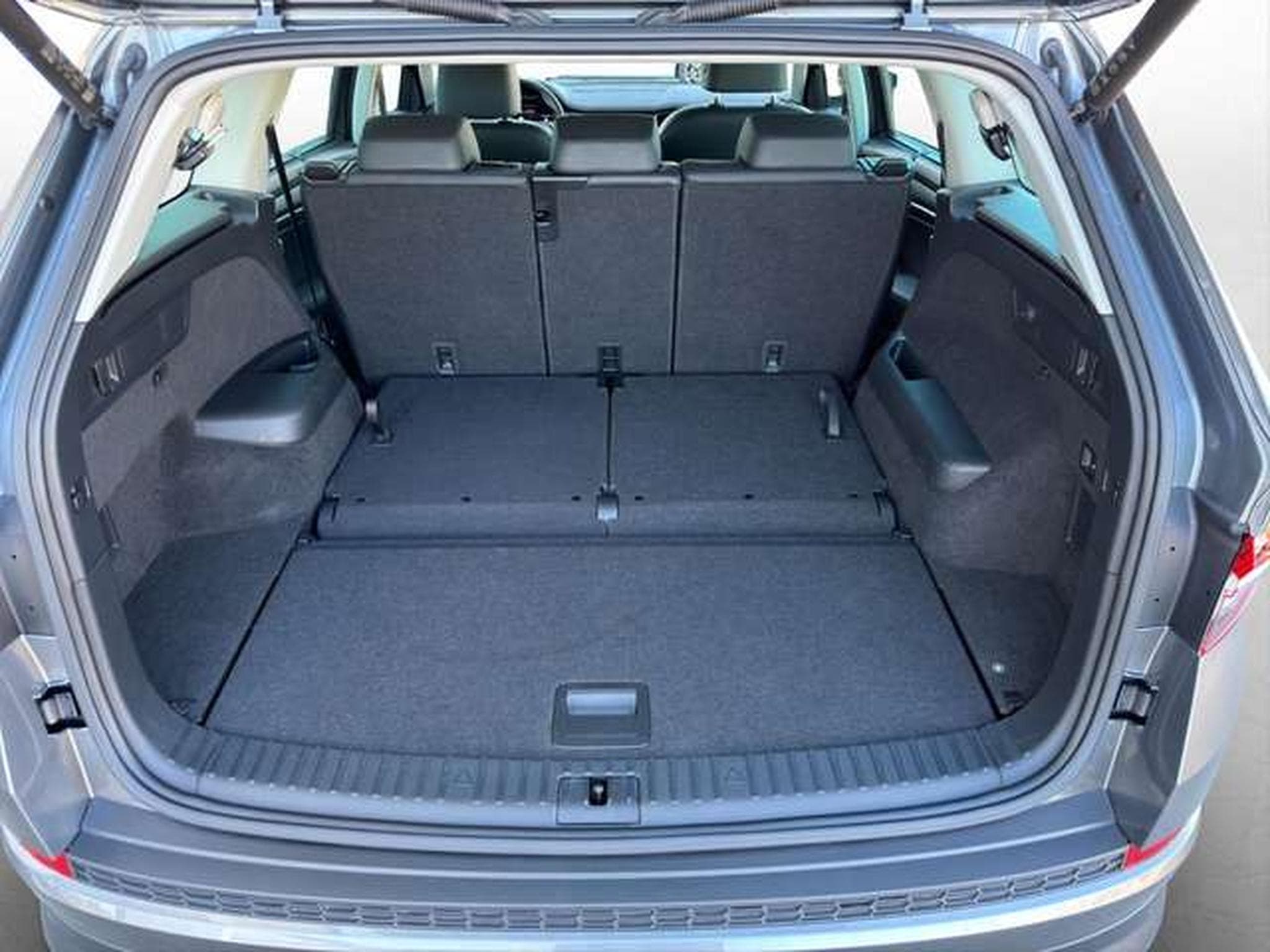 Skoda Kodiaq Style 4x4/7-Sitze/ACC/Canton/Leder/AHK/ (2022) - Photo 12