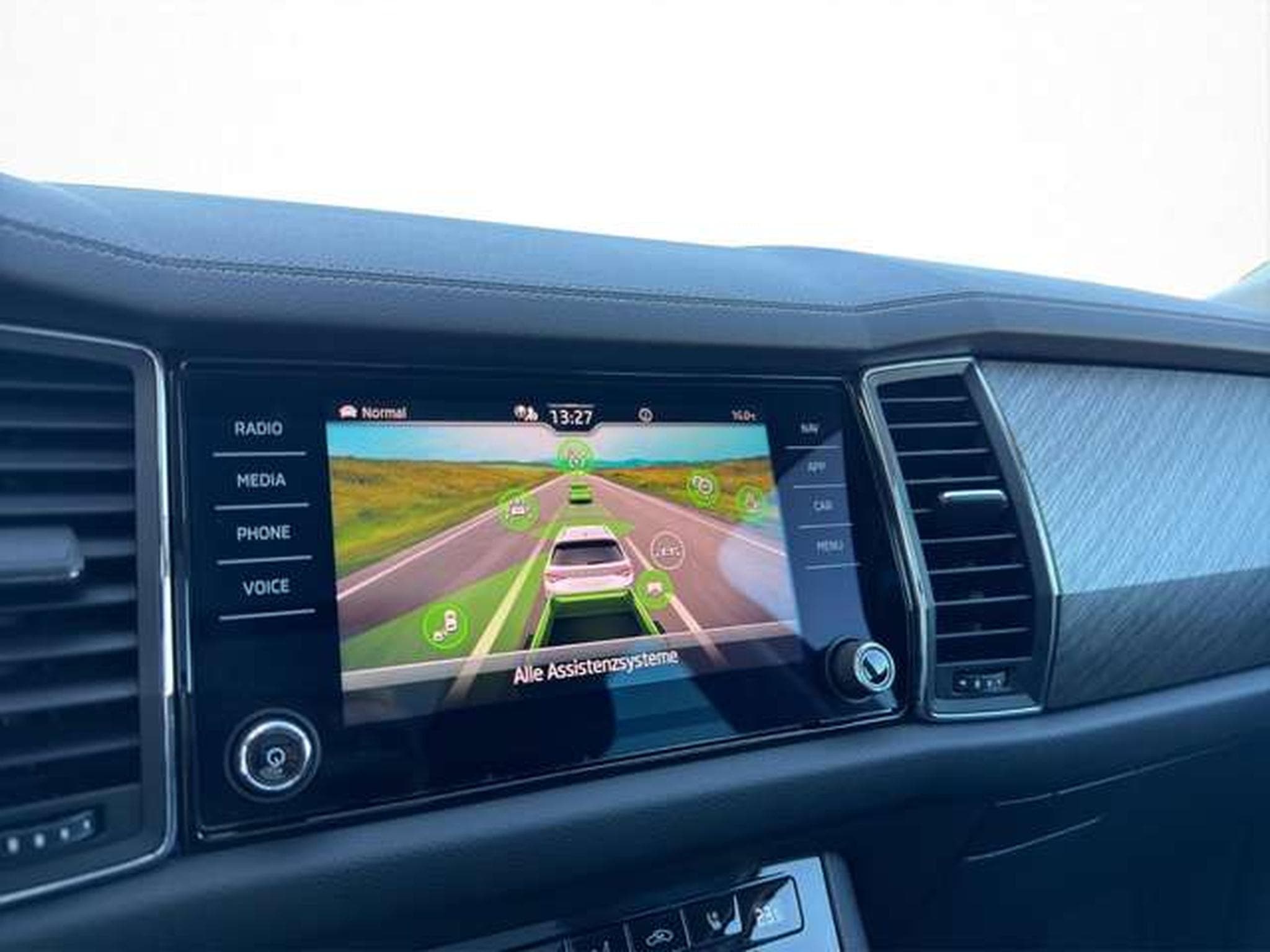 Skoda Kodiaq Style 4x4/7-Sitze/ACC/Canton/Leder/AHK/ (2022) - Photo 25