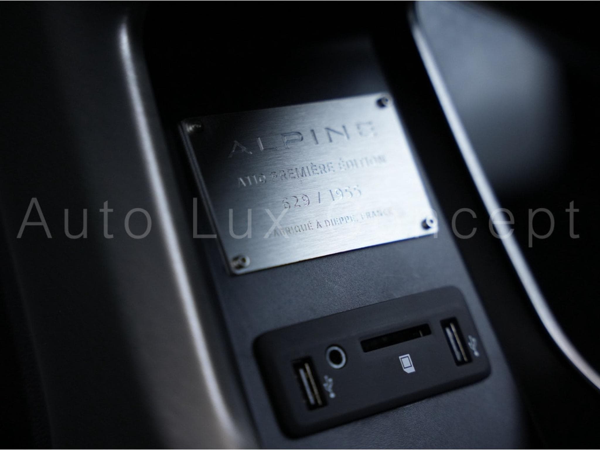 Alpine A110 Première Édition N° 629 / 1955 (2018) - Photo 20