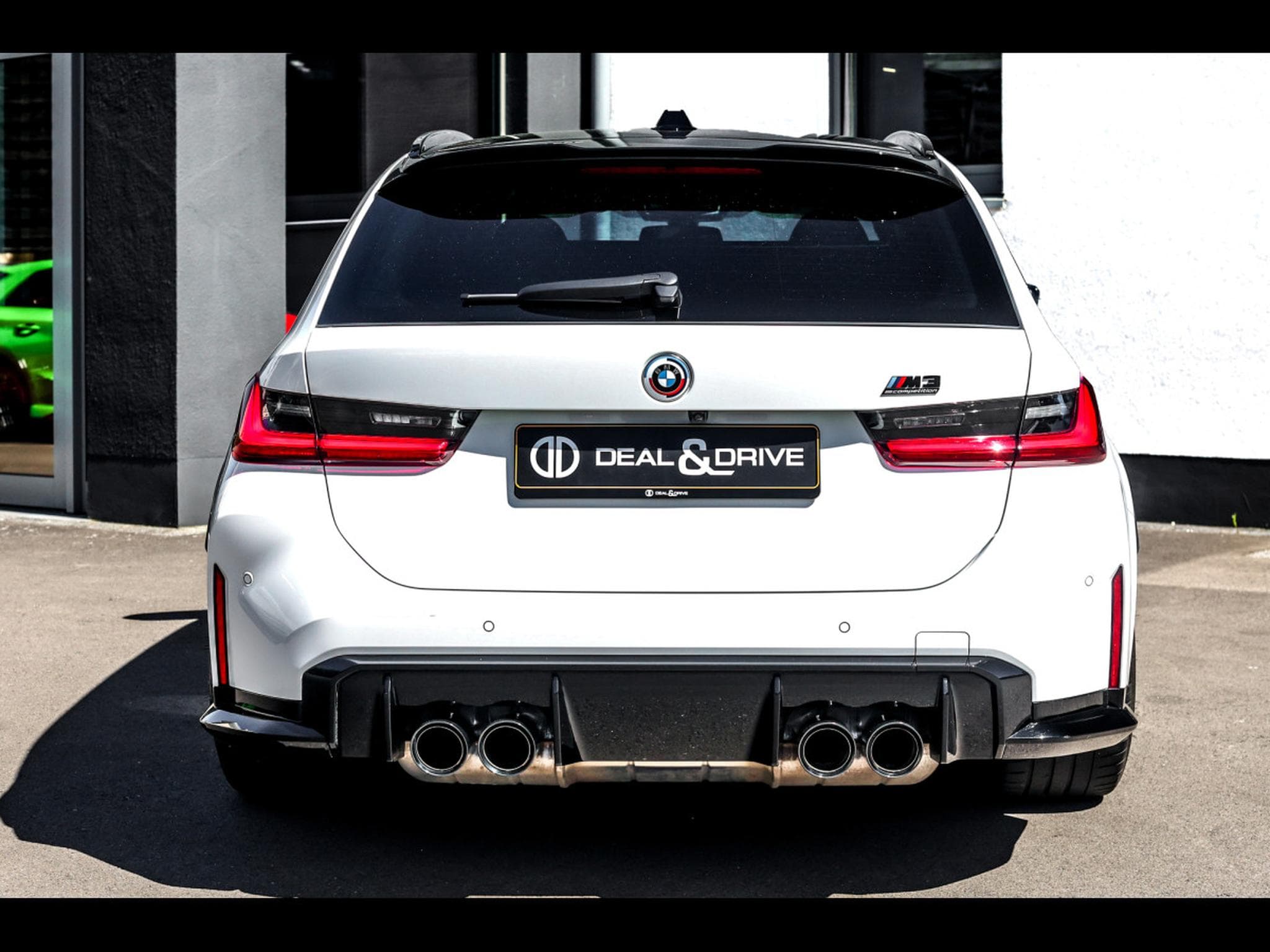 BMW M3 COMPETITION TOURING (G81) M XDRIVE – ALPINWEISS III (2024) - Foto 4