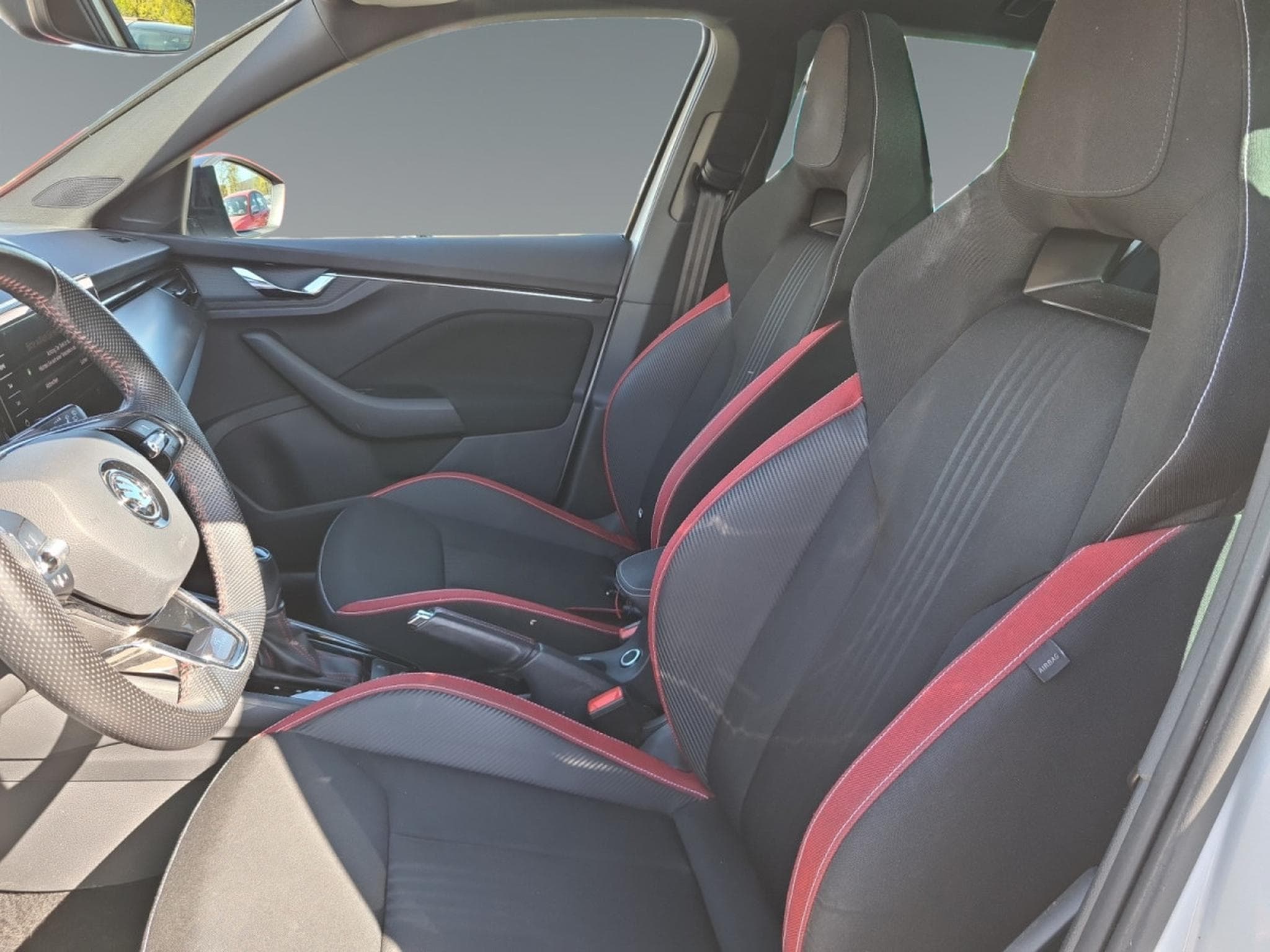 Skoda Kamiq 1.5 TSI Monte Carlo DSG (2021) - Photo 10