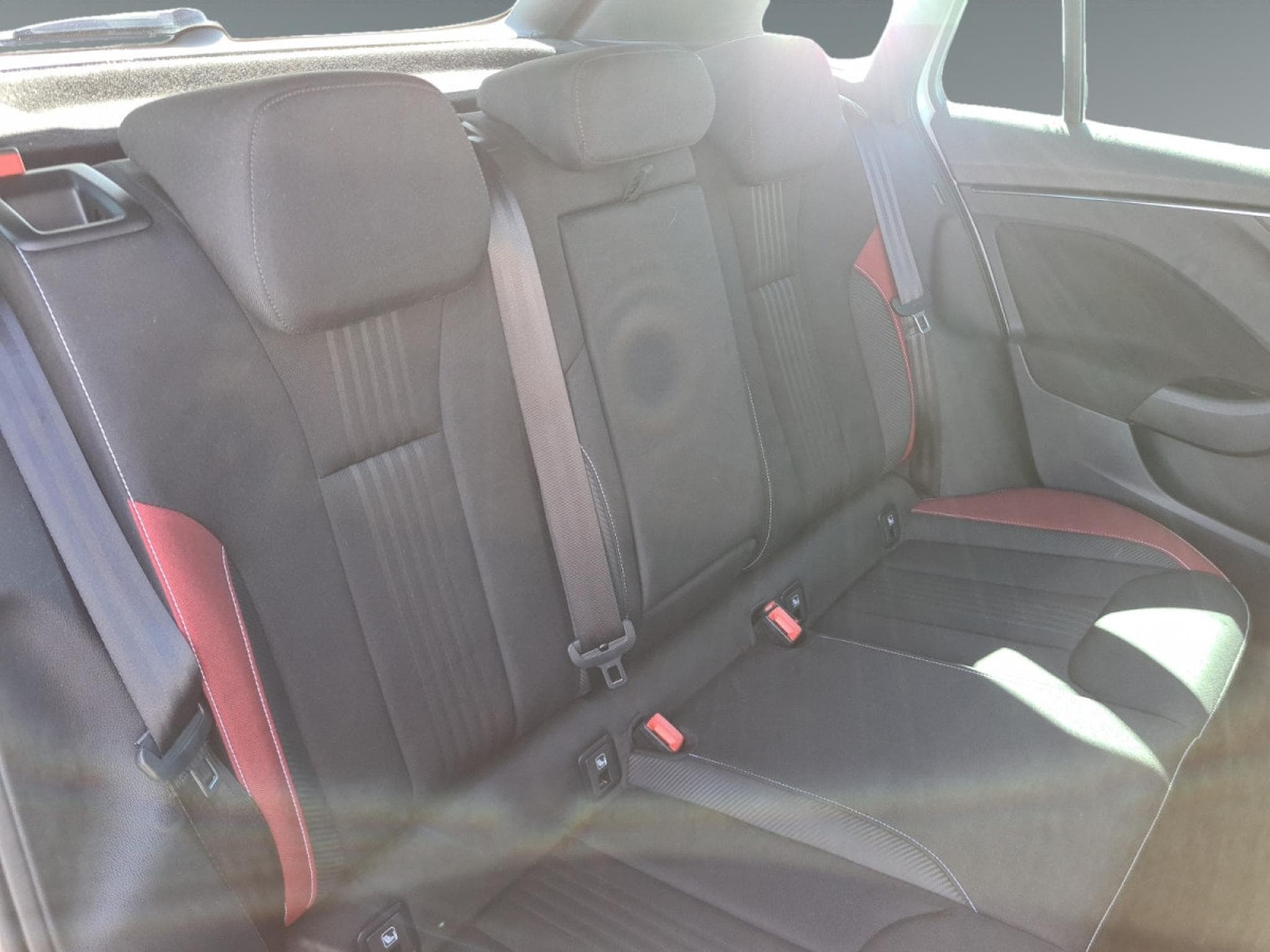 Skoda Kamiq 1.5 TSI Monte Carlo DSG (2021) - Photo 17