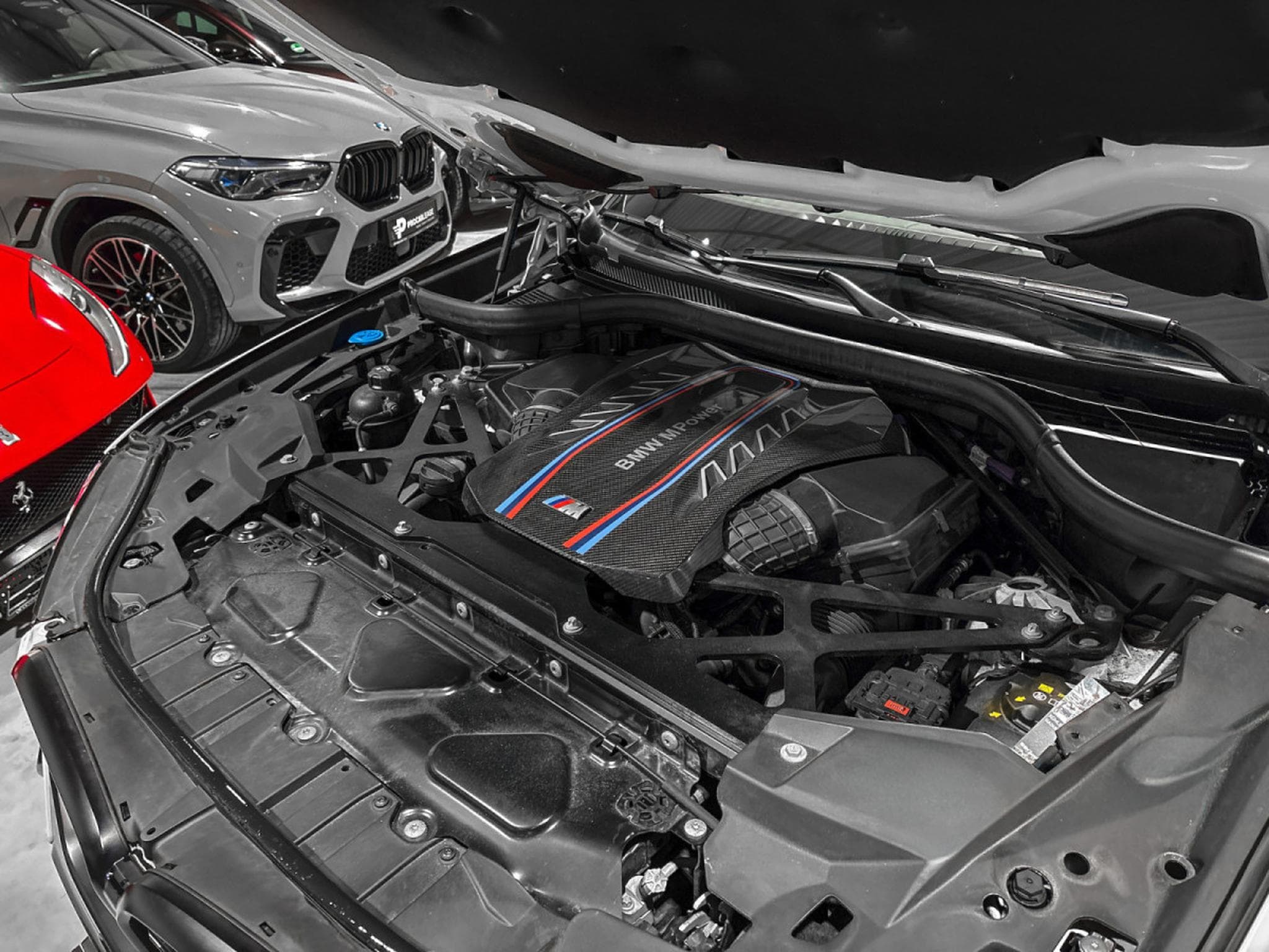 BMW X6M X6 M LCI COMPETITION /VOLL/CARBON/360/HARMAN/AHK (2023) - Foto 22