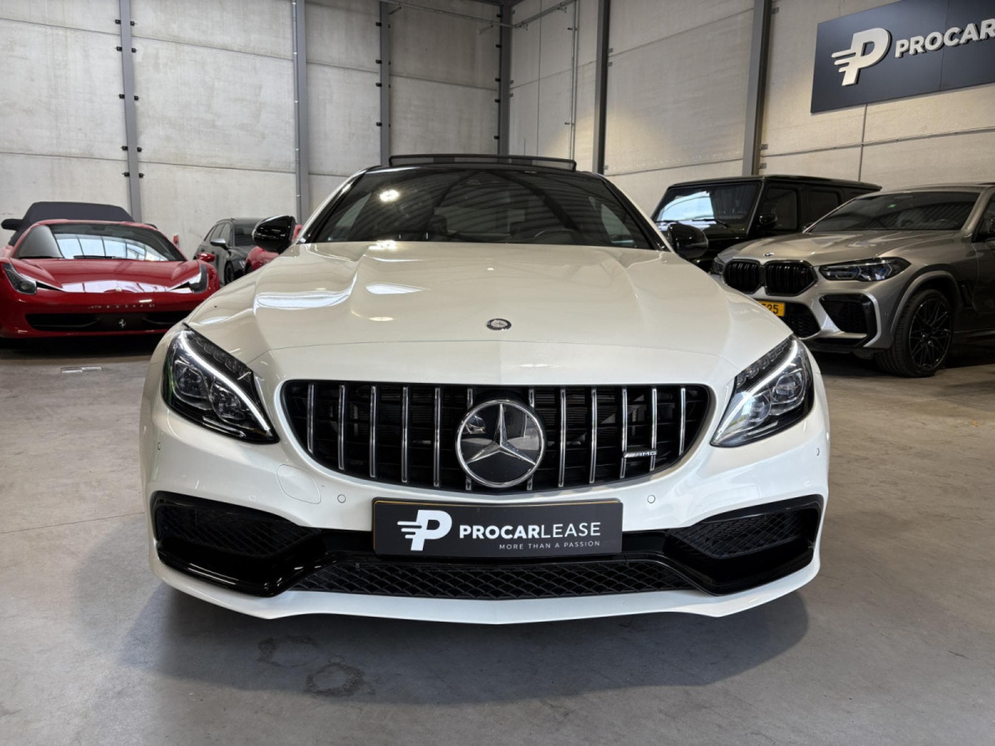 Mercedes C 63 AMG Mercedes C 63 S AMG Speedshift/CARBON/PANO/VOLL (2017) - Foto 2