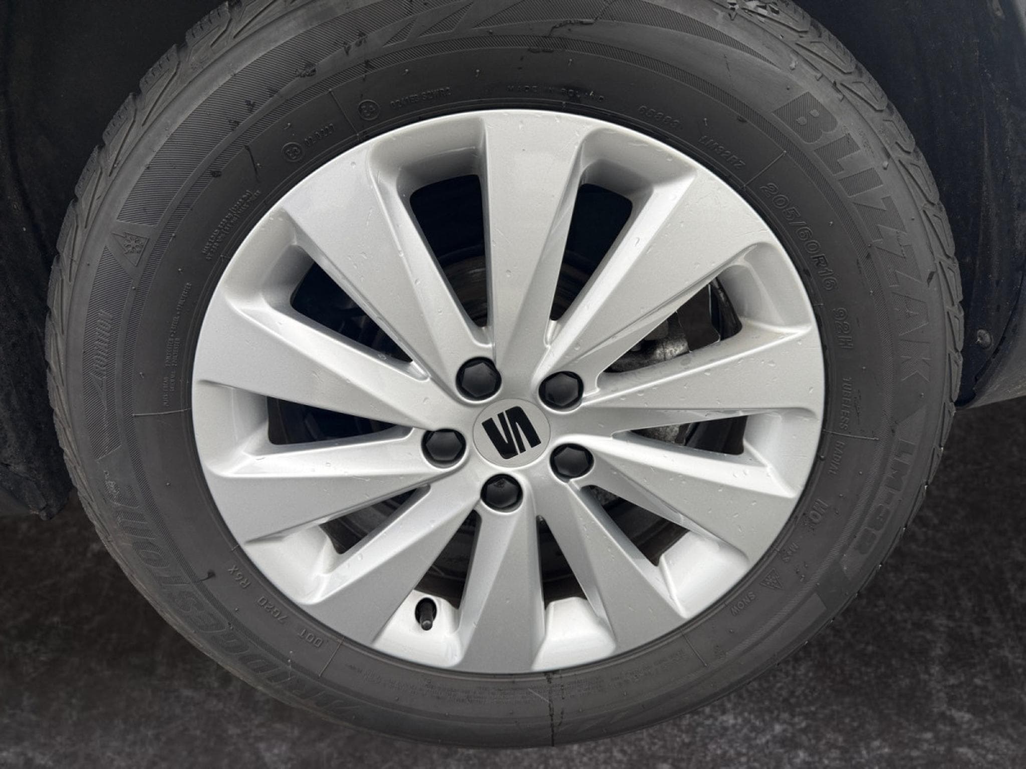 Seat Arona 1.0 TSI MOVE! DSG (2023) - Photo 7