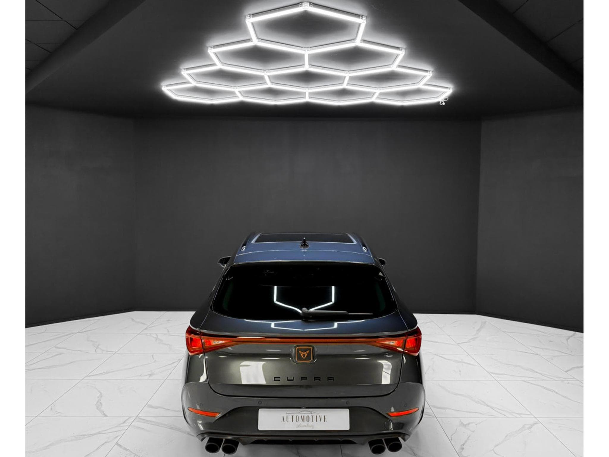 Cupra Leon ST VZ Sportstourer 300ch (2024) - Photo 4