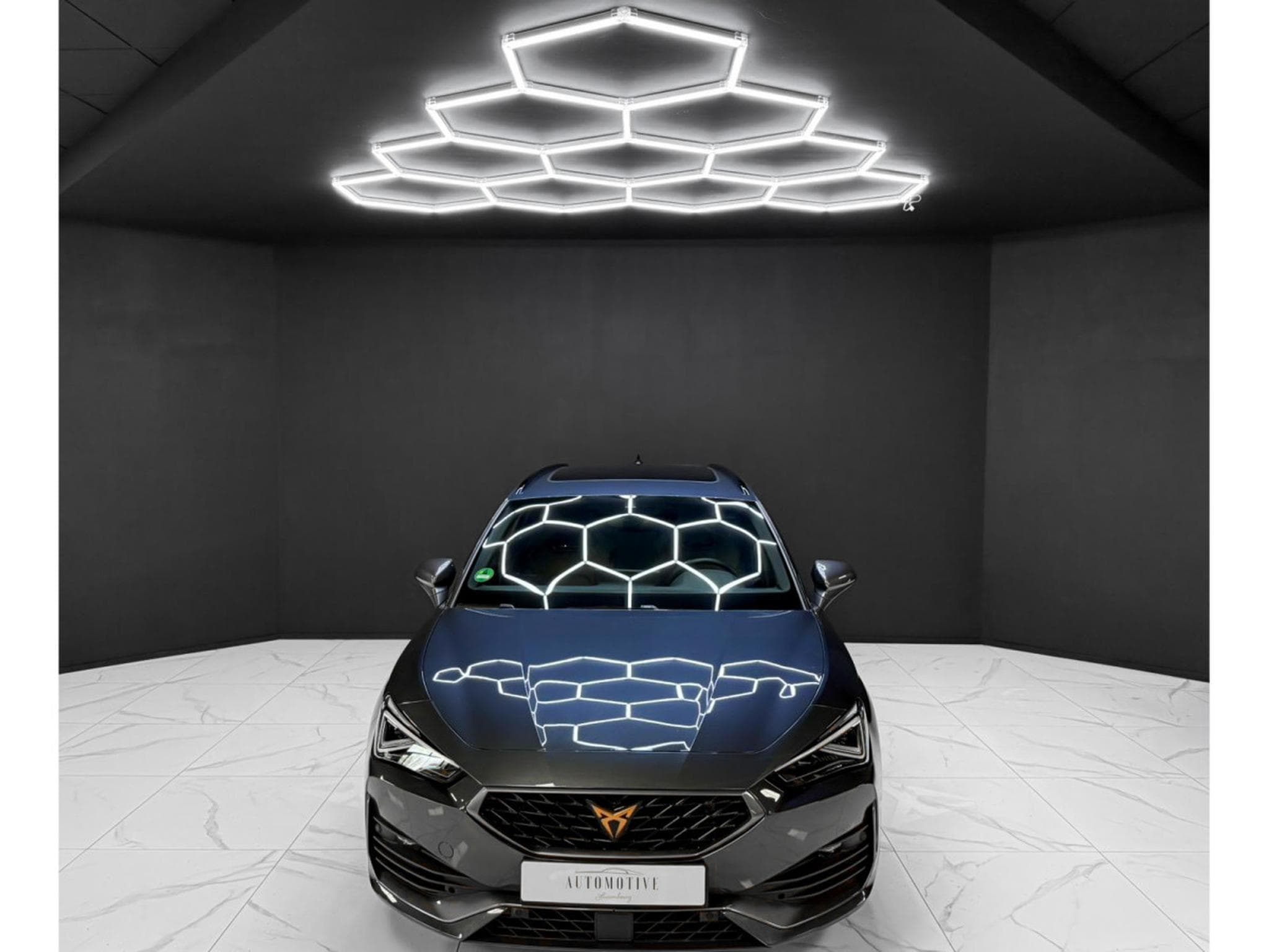 Cupra Leon ST VZ Sportstourer 300ch (2024) - Photo 8