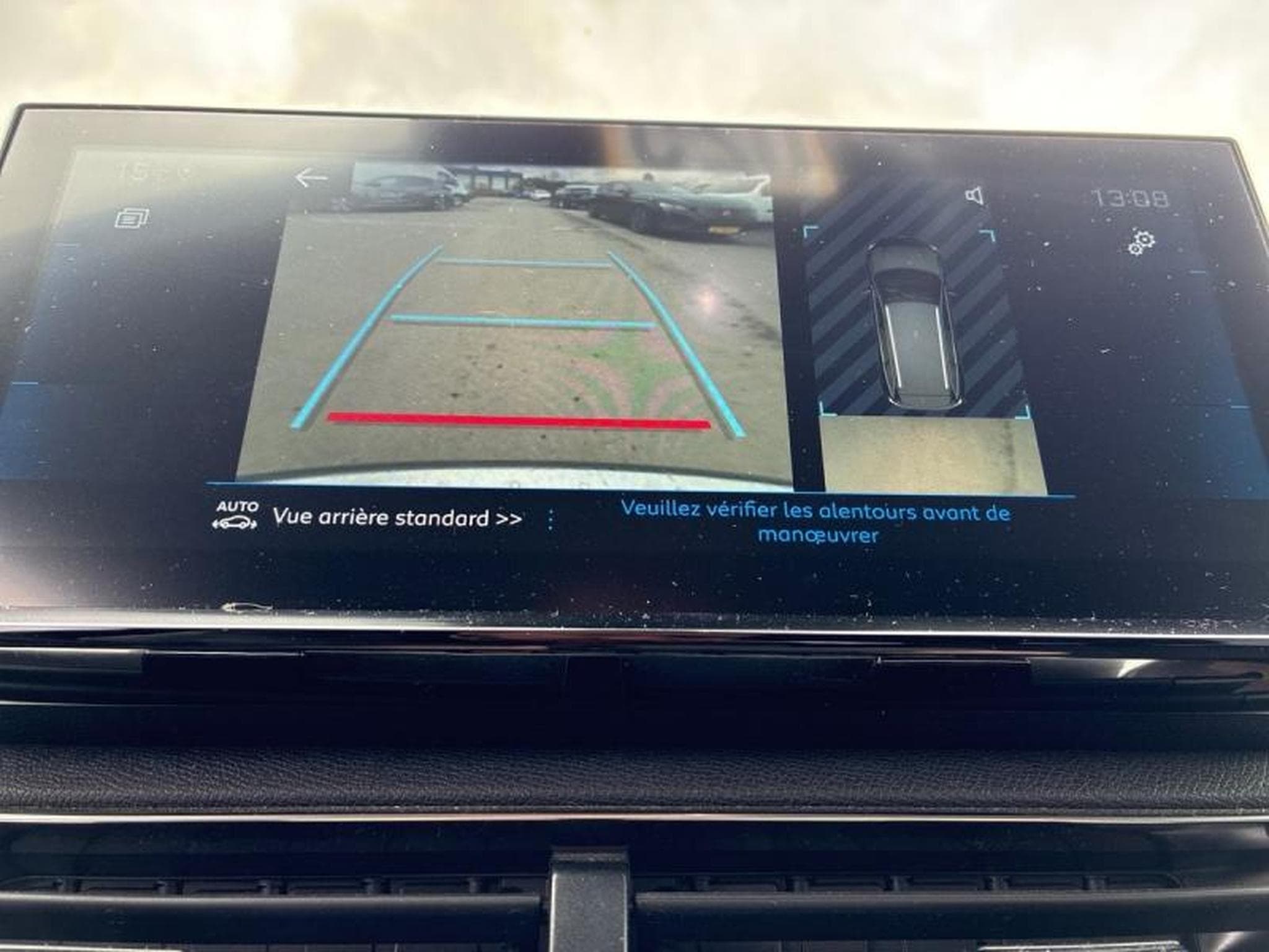 PEUGEOT 5008 1.5 BlueHDi 130ch S&S Allure Pack BVM6 (2023) - Photo 7