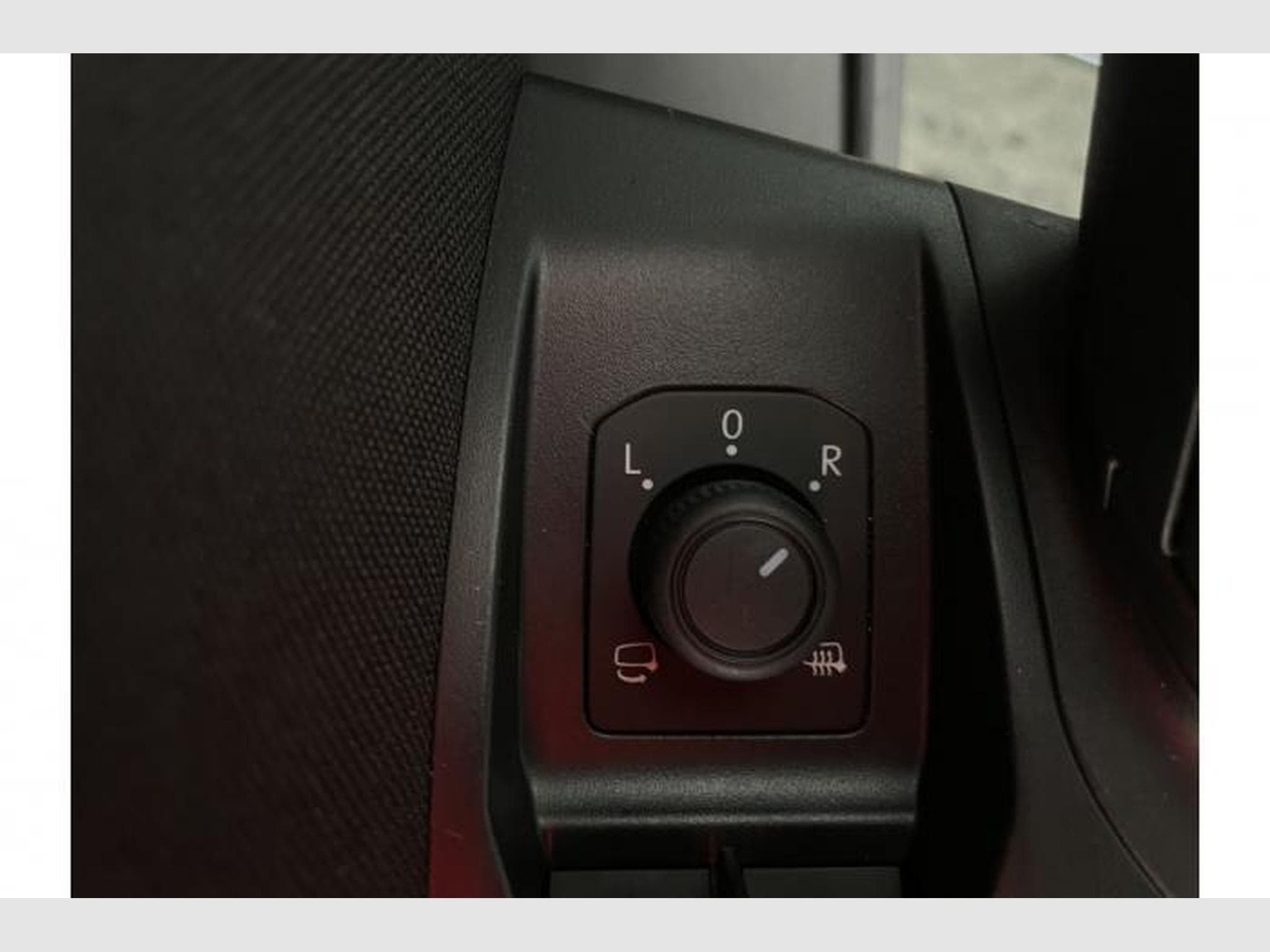 Cupra Leon 1.5 eTSI 110kW (2026) - Photo 22