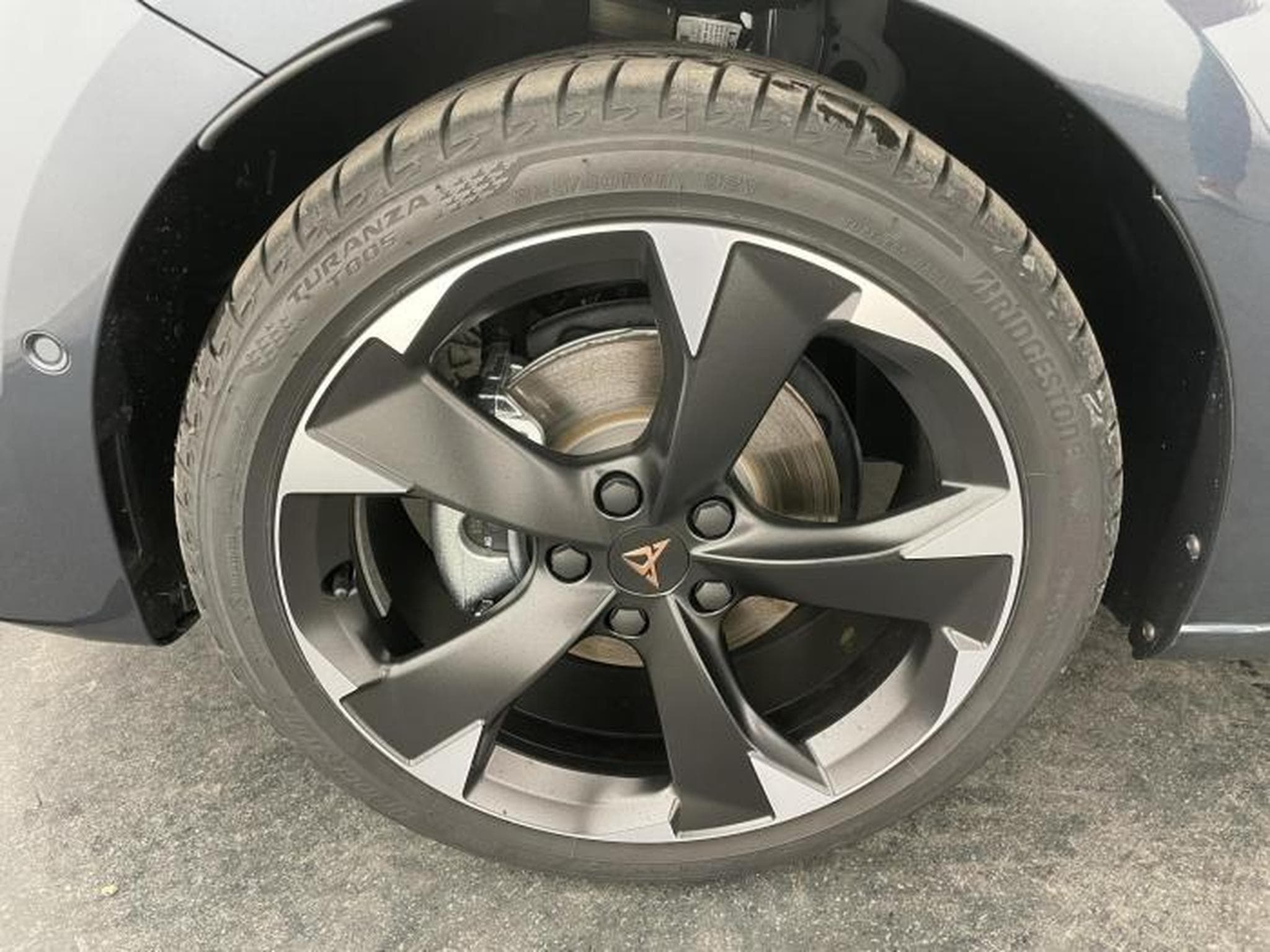 Cupra Leon 1.5 eTSI 110kW (2026) - Photo 11