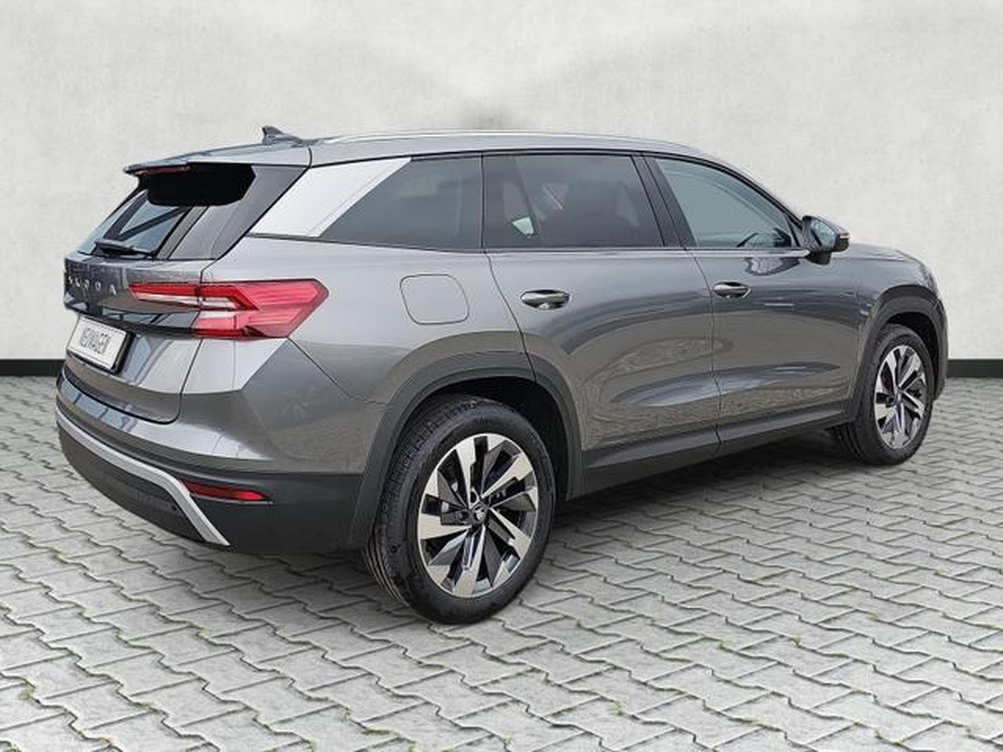 Skoda Kodiaq 2.0 TDI 110 kW Selection (2026) - Photo 7