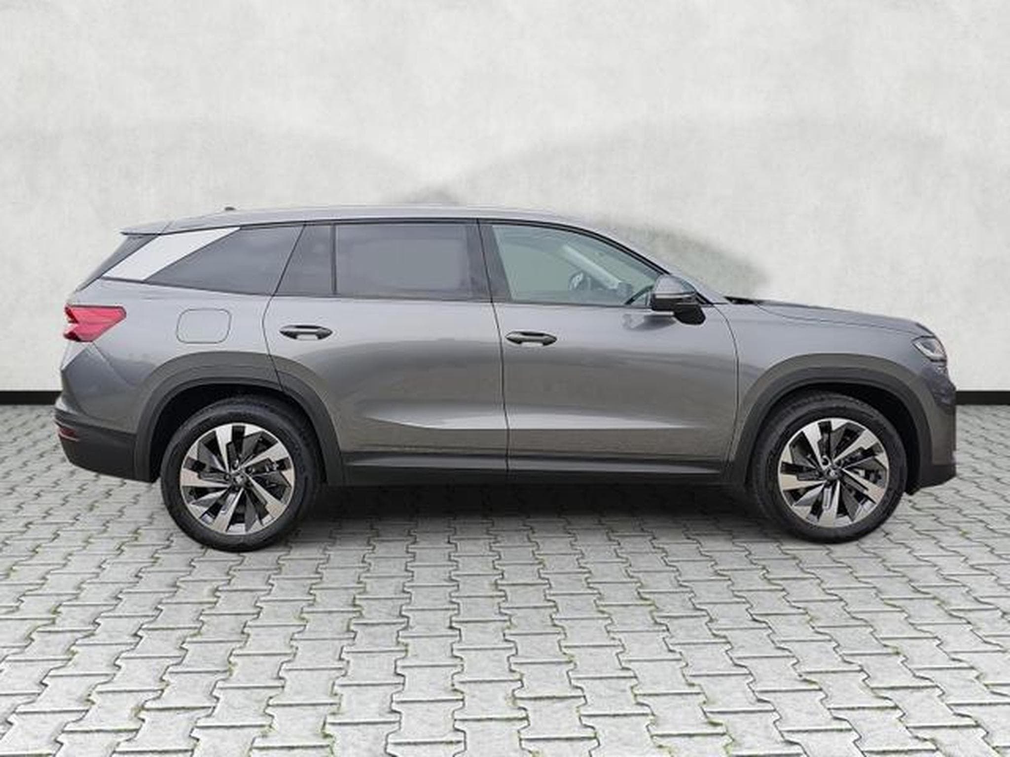 Skoda Kodiaq 2.0 TDI 110 kW Selection (2026) - Photo 8