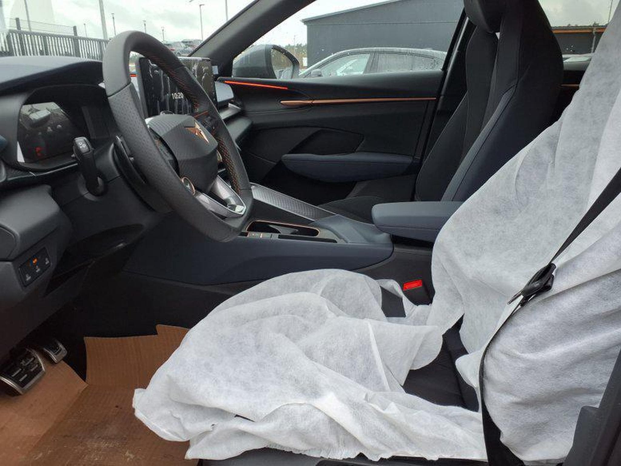 Cupra Terramar VZ 2.0 TSI 7-Gang-DSG 4Drive (2026) - Photo 5