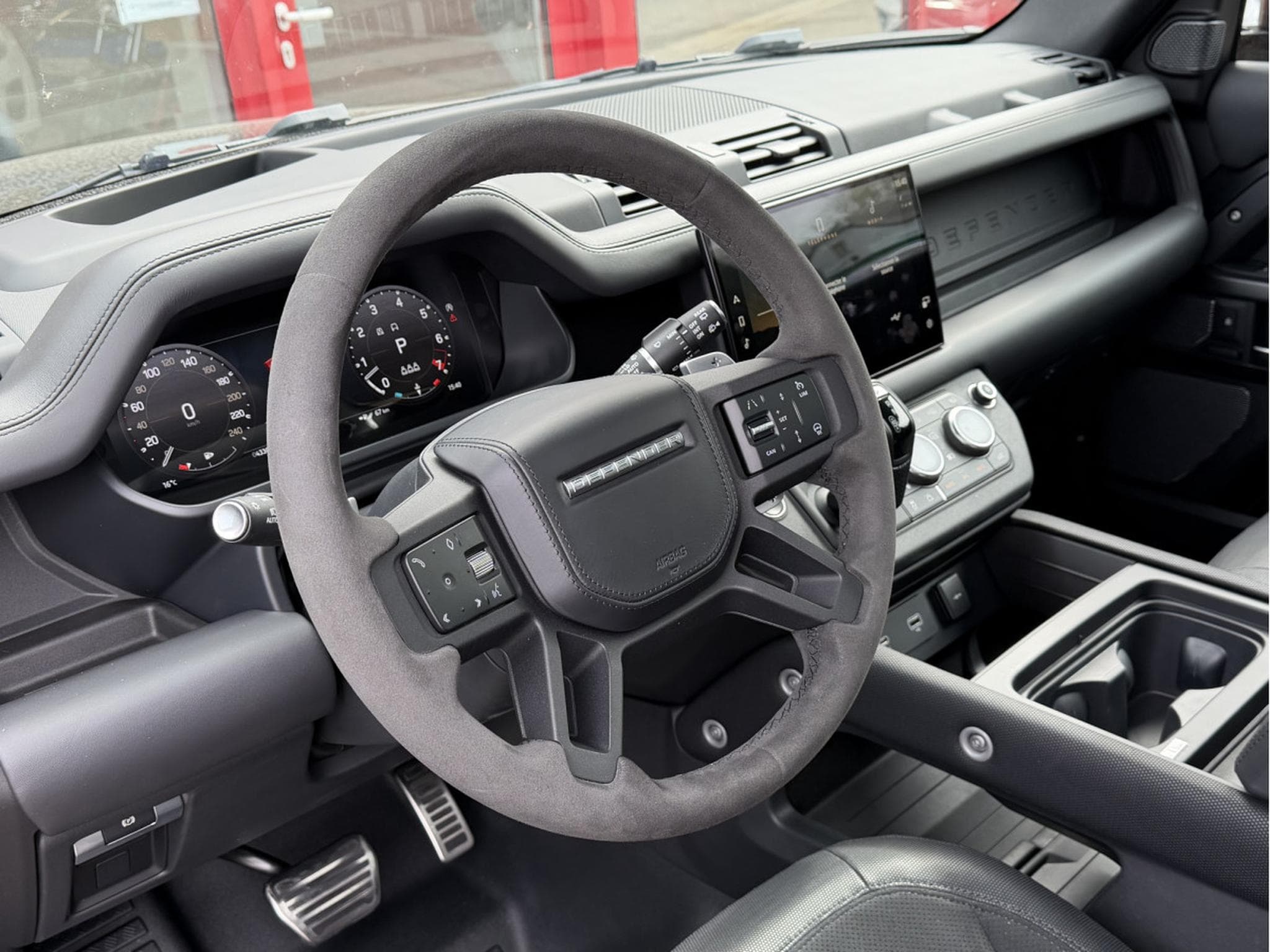 Land-Rover Defender 90 V8 P525 MERDIAN HEAD UP PANO CUIR NAVI (2023) - Foto 7