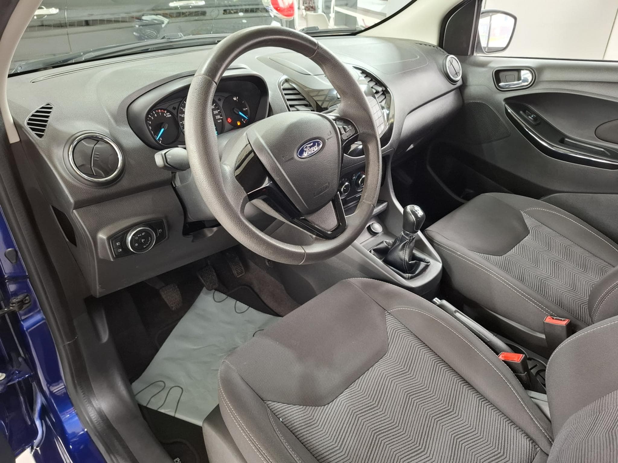 Ford Ka 1.2I 1HAND, 43000KM, GARANTIE (2018) - Foto 6