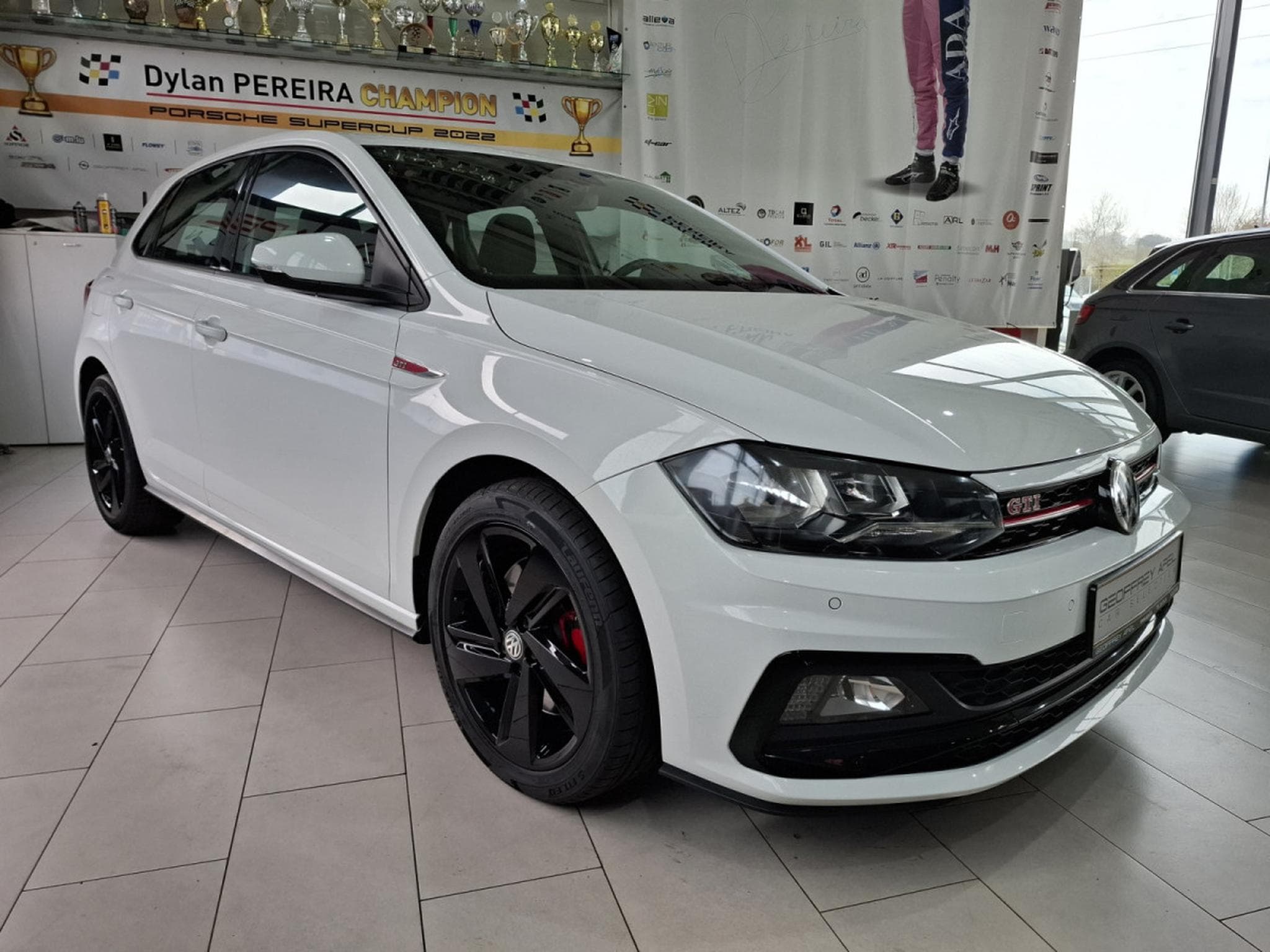 VW Polo 2.0 GTI 200 DSG,1 HAND, NAVI, KEYLESS, CARPLAY, (2019) - Foto 4
