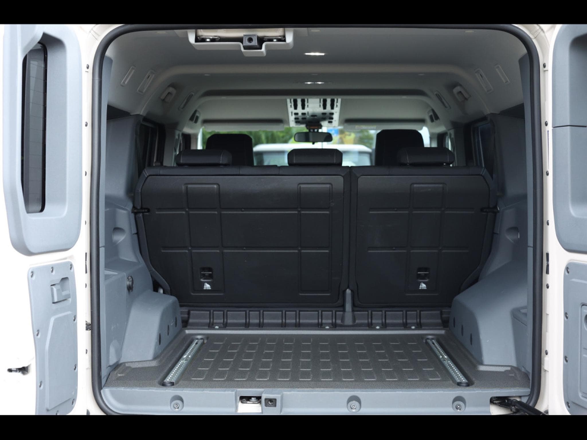 Ineos Grenadier STATION WAGON 3.0 TWIN-TURBO DIESEL TRIALMASTER EDITION – WA (2023) - Foto 14